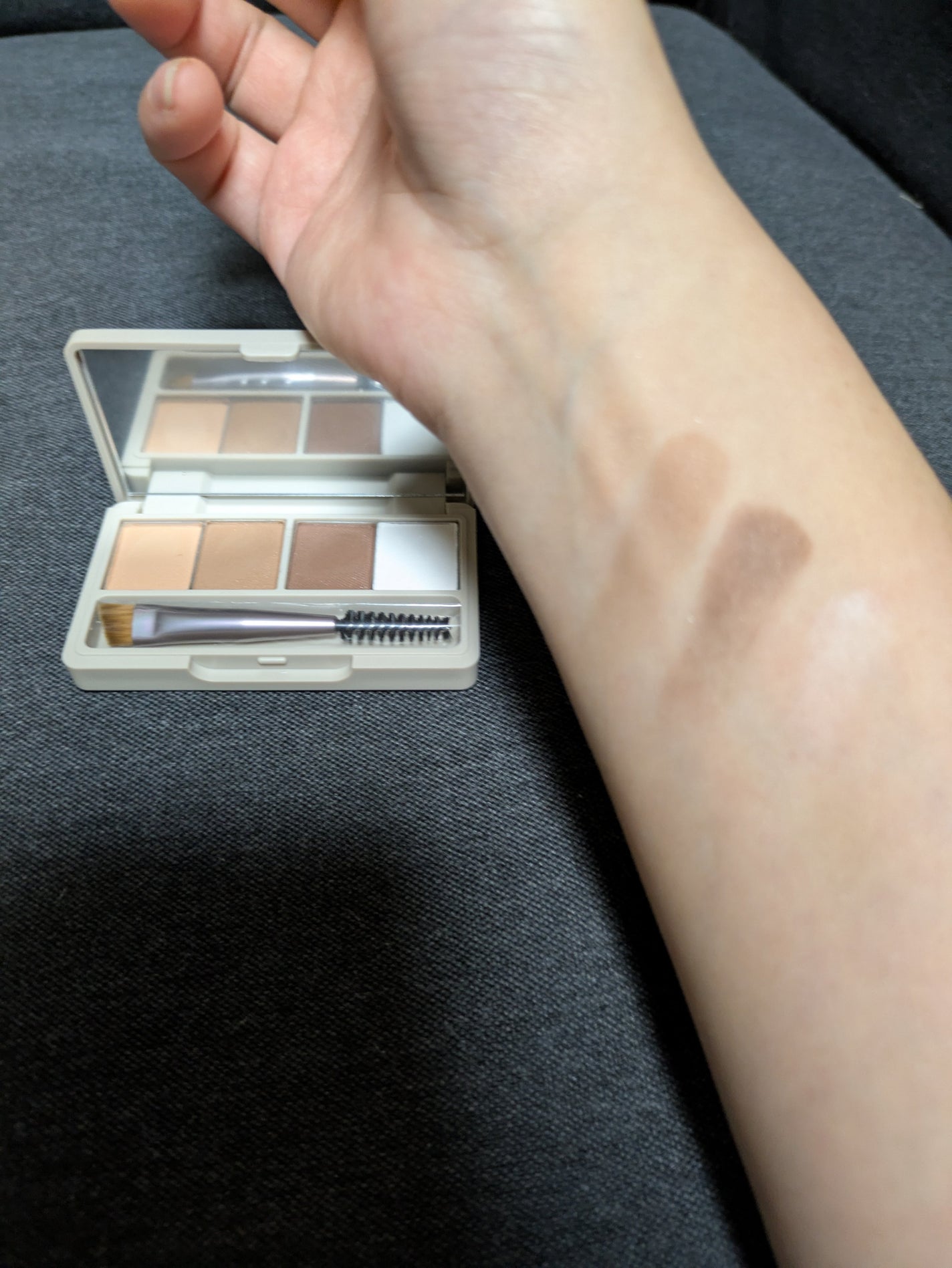 魔法のアイブロウパウダー/b idol/パウダーアイブロウを使ったクチコミ(3枚目)