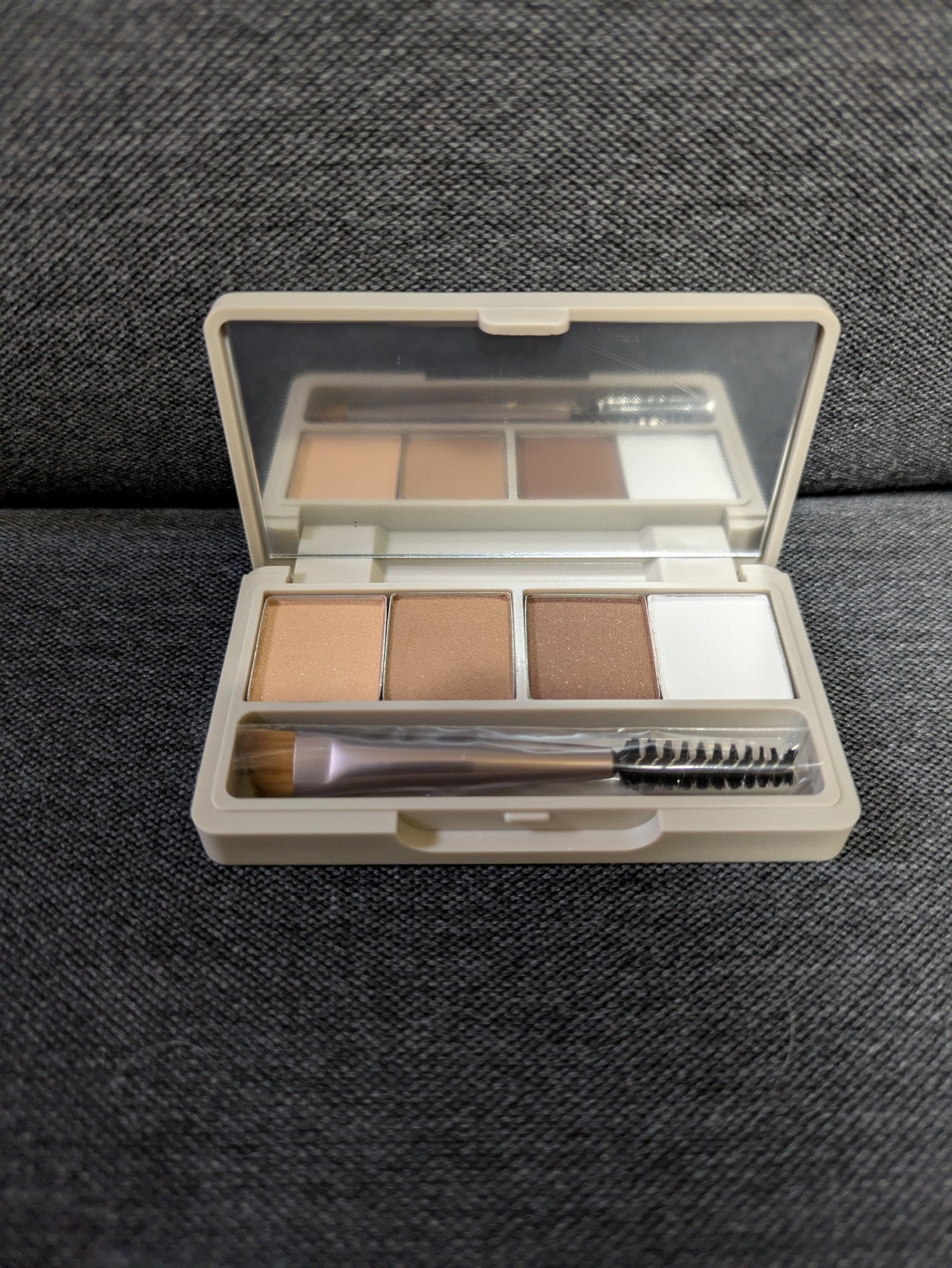 魔法のアイブロウパウダー/b idol/パウダーアイブロウを使ったクチコミ(2枚目)