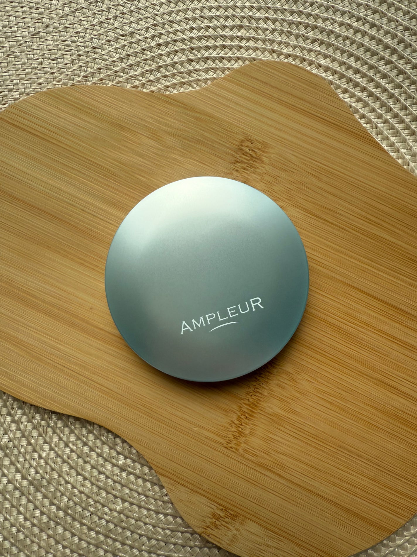 アンプルール フェイスパウダー クール/アンプルール/プレストパウダーを使ったクチコミ(3枚目)