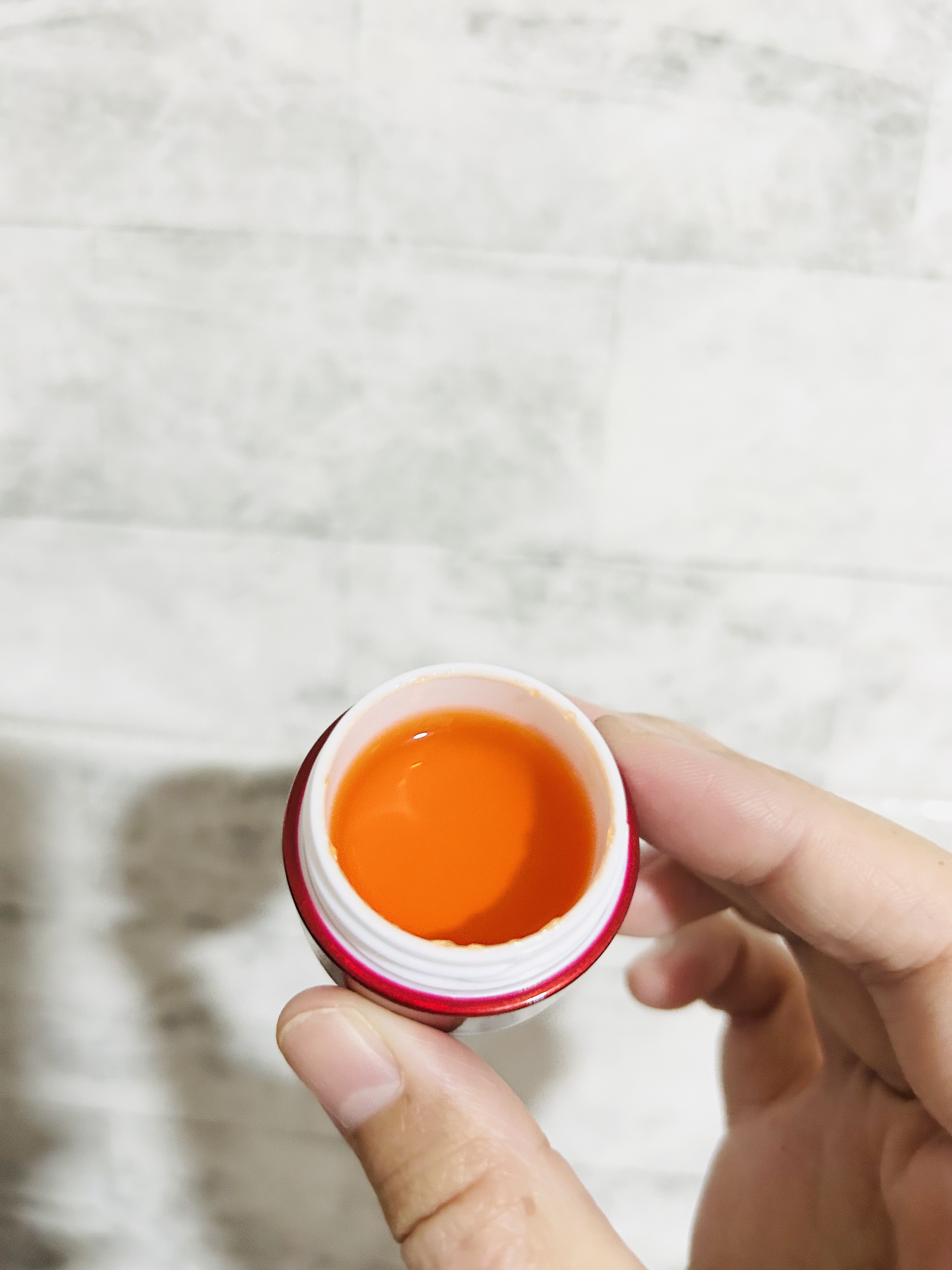 アスタリフト アスタリフト ジェリー アクアリスタのクチコミ「アスタリフト ジェリー アクアリスタ



洗顔後のまっさらな肌に、赤のひと粒。ナノの浸透力で.....」（2枚目）