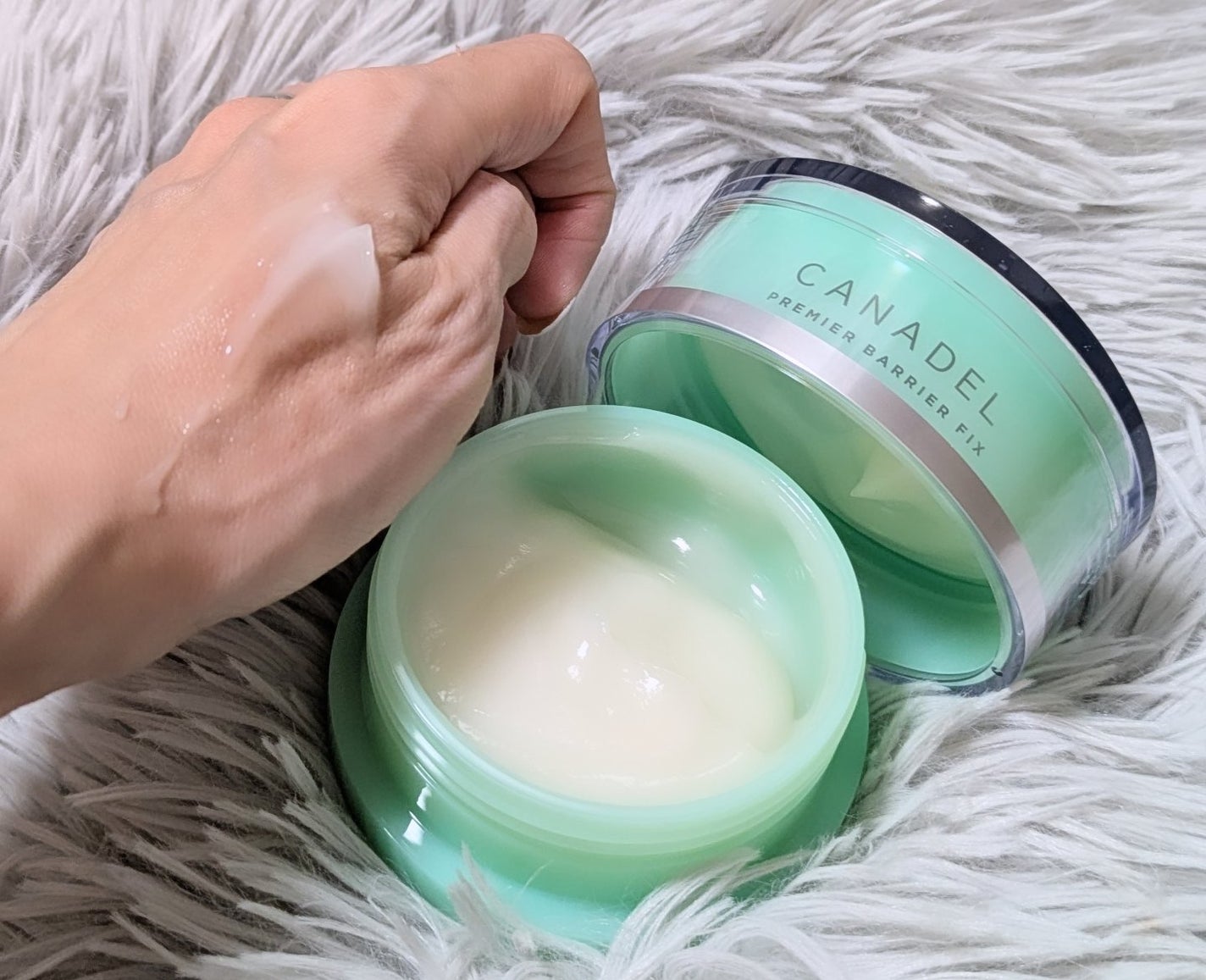 プレミアバリアフィックス /CANADEL/オールインワン化粧品を使ったクチコミ(2枚目)