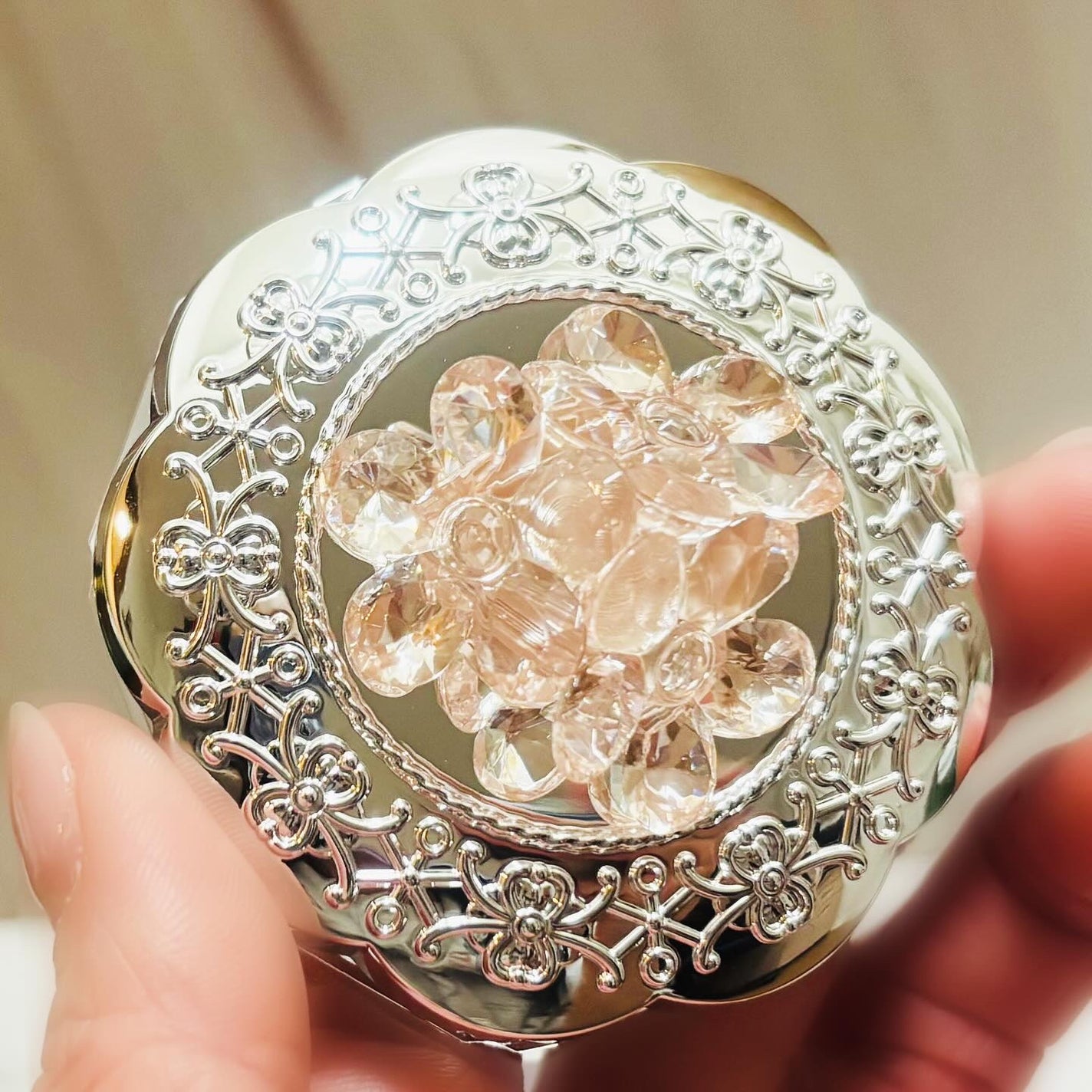 ジルスチュアート クリスタルブルーム ペタルクチュールアイズ デュオ/JILL STUART/アイシャドウパレットを使ったクチコミ(3枚目)