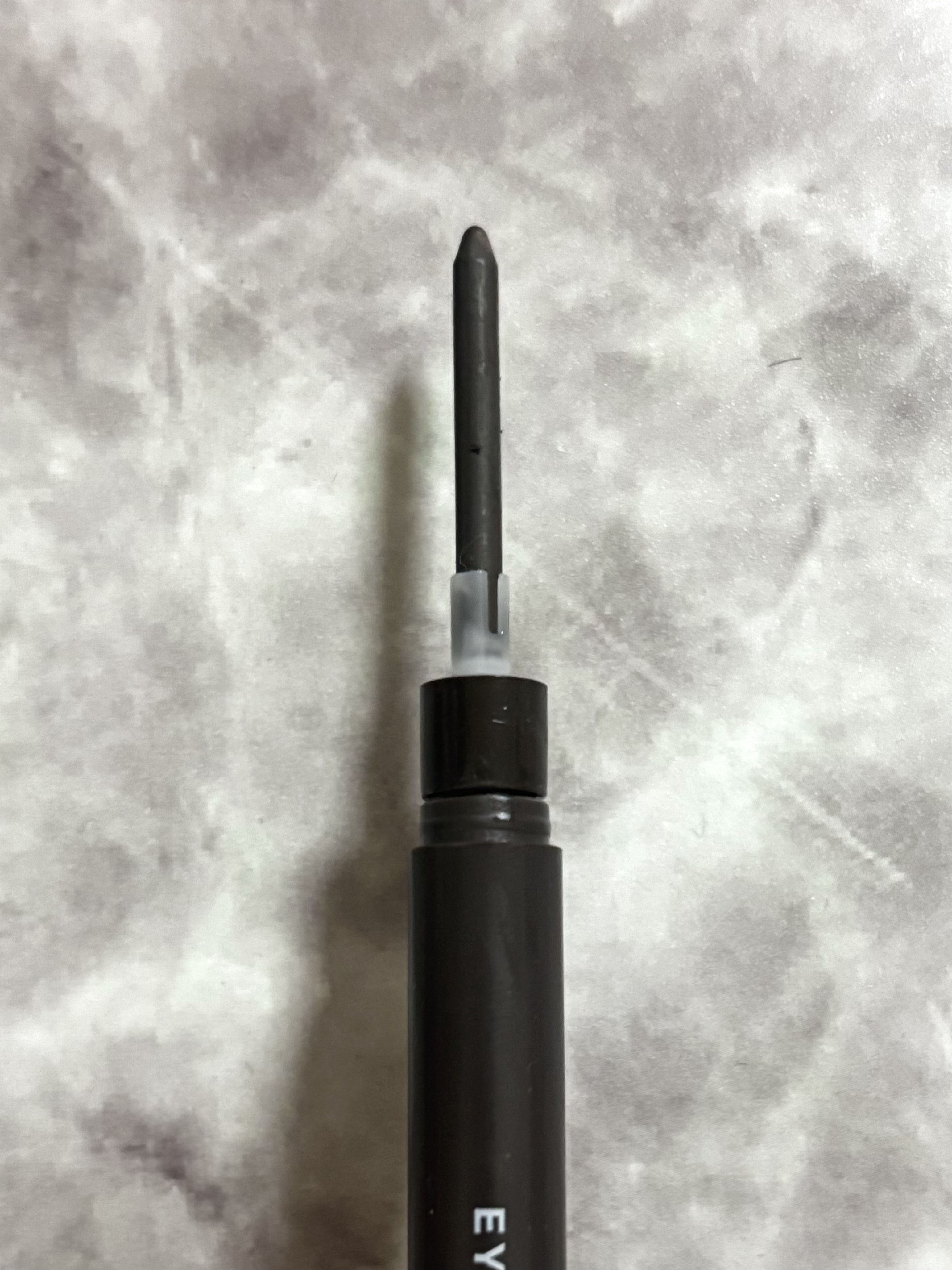 くり出し式 ペンシルアイライナー/DAISO/ペンシルアイライナーを使ったクチコミ（3枚目）