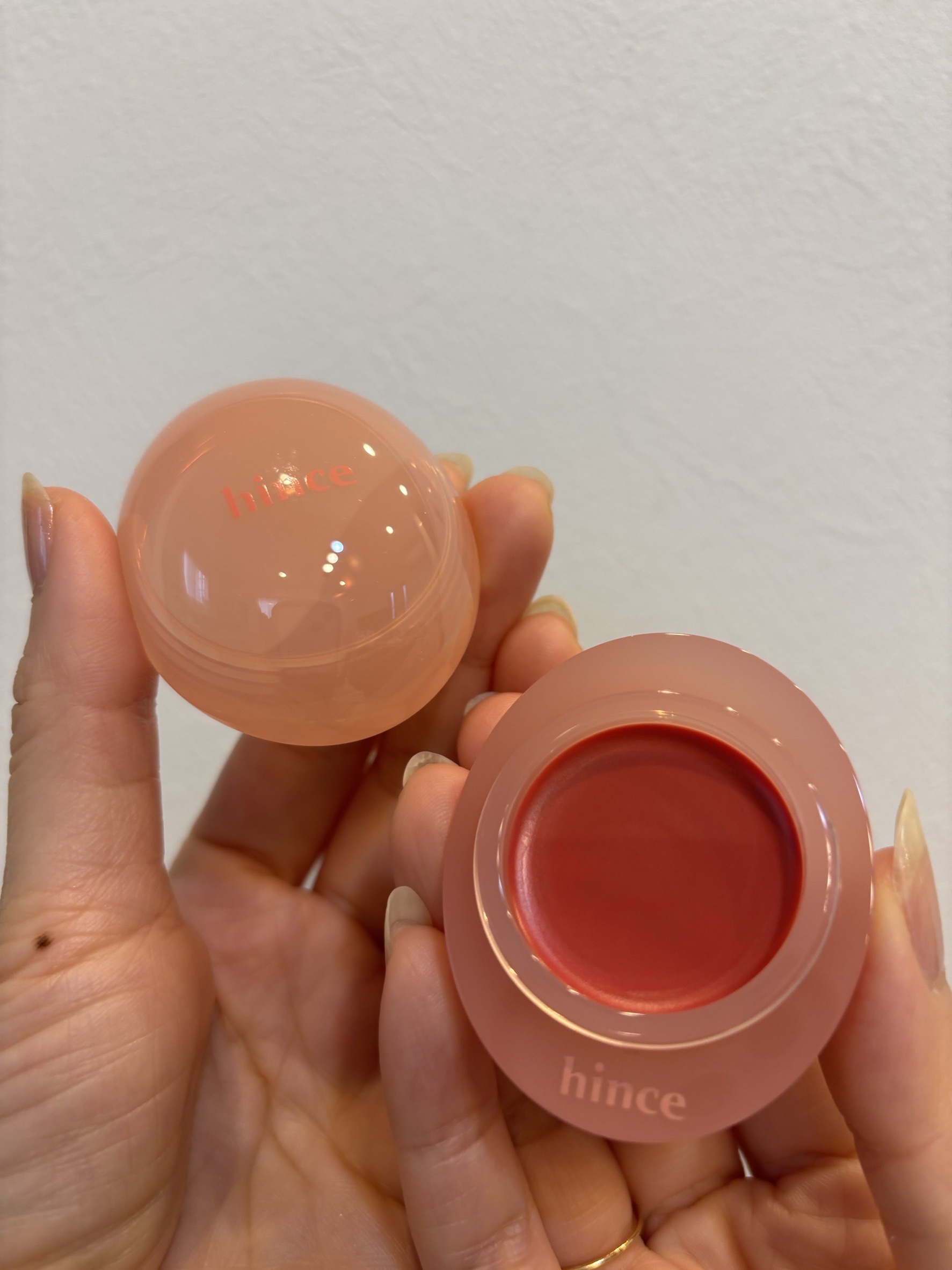 ロウグロウデューイーボール 01 ロウ・ローズデュー/hince/リップバームを使ったクチコミ（1枚目）