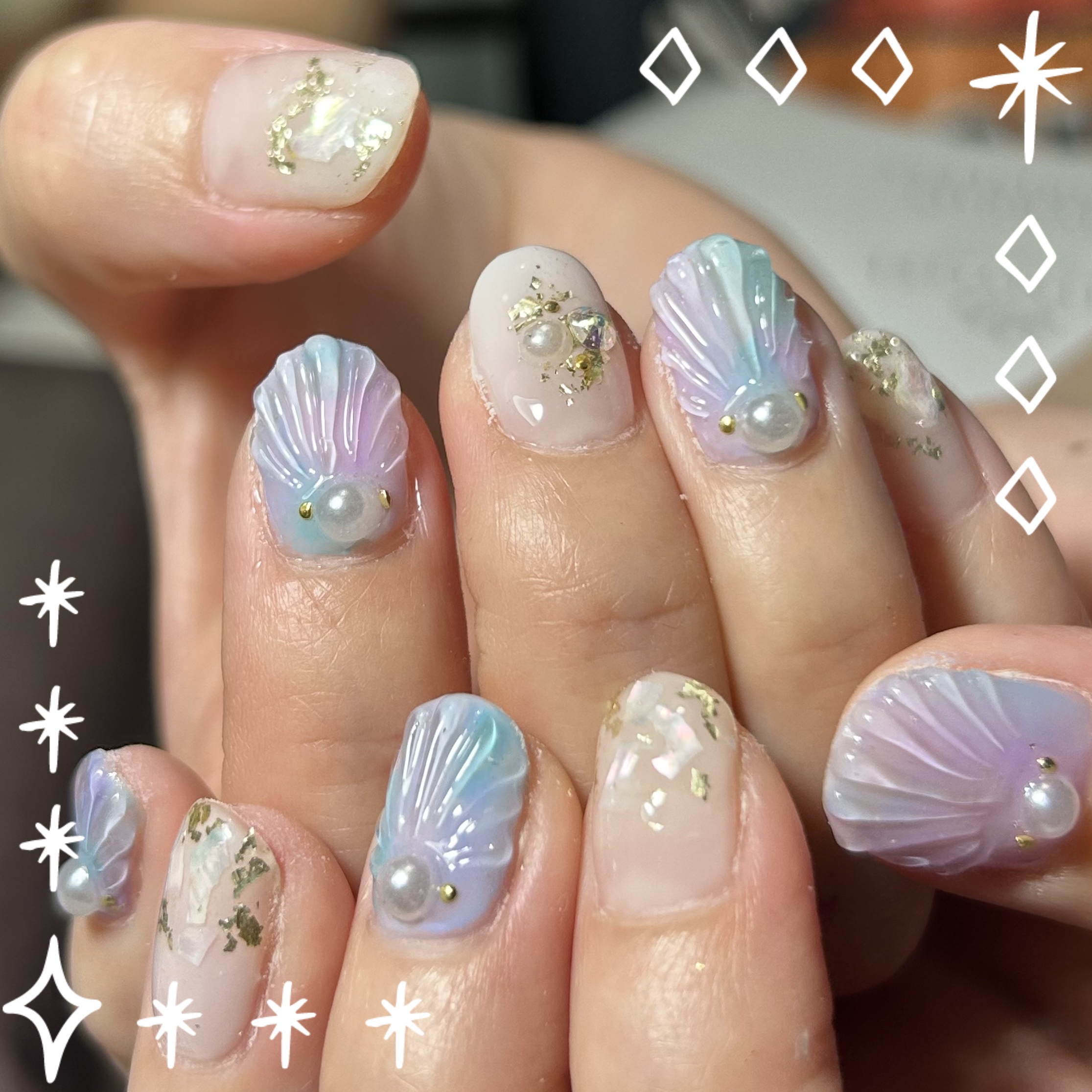 お友達にしたネイル💅

紫陽花カラーのマーメイドが涼しげで
めっちゃ可愛かったよ！🫧



#ジェルネイル 
#マーメイドネイル
