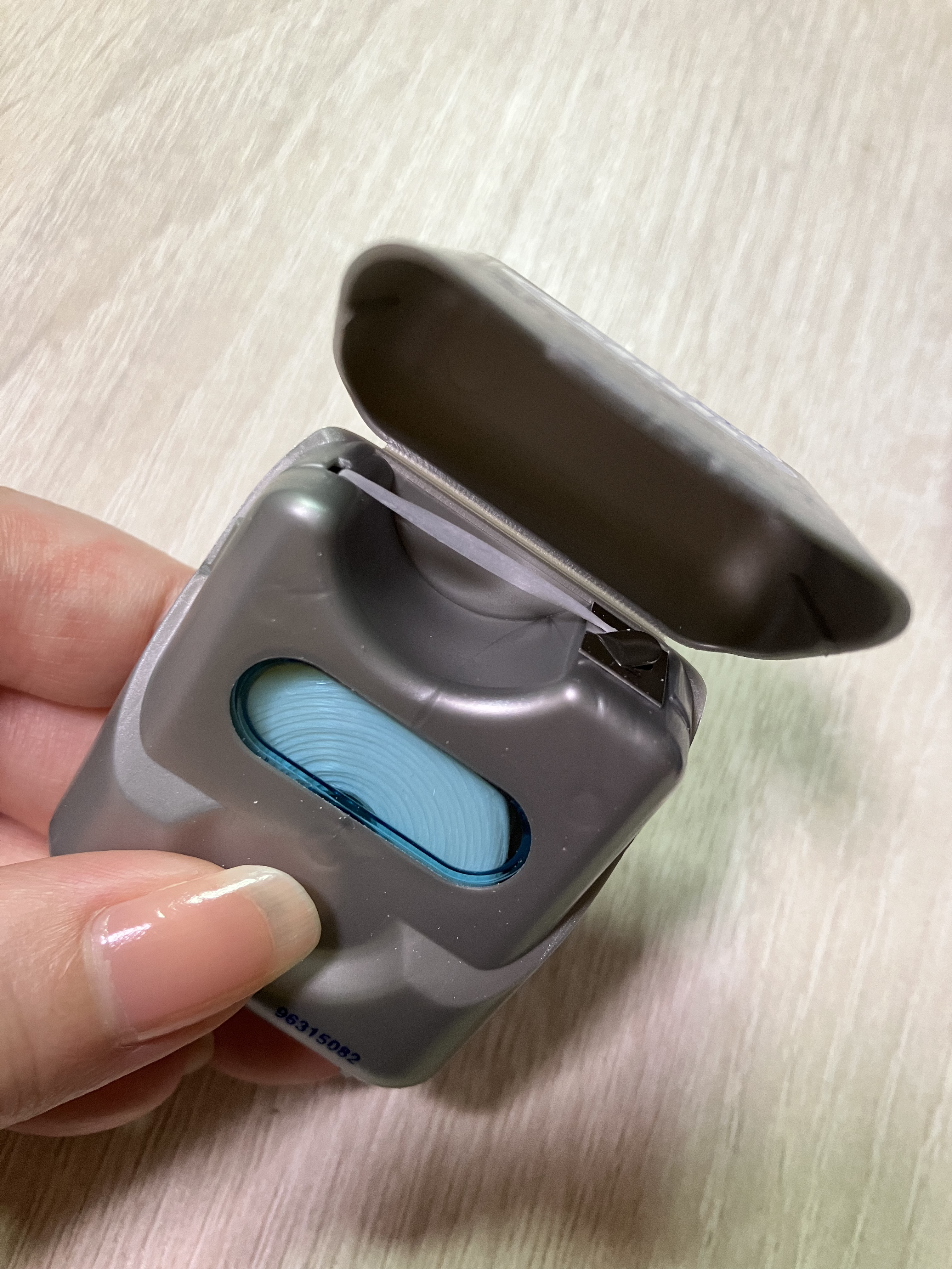 グライドディープクリーンフロス/Crest/デンタルフロス・歯間ブラシを使ったクチコミ（1枚目）