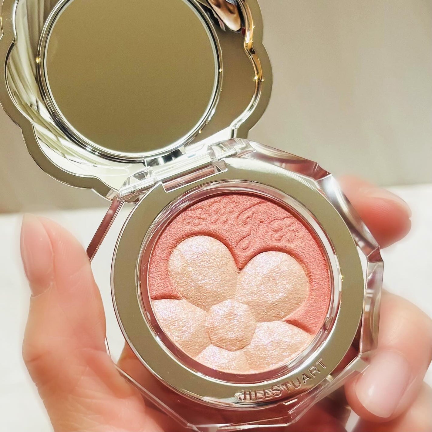 ジルスチュアート クリスタルブルーム ペタルクチュールアイズ デュオ/JILL STUART/アイシャドウパレットを使ったクチコミ(4枚目)