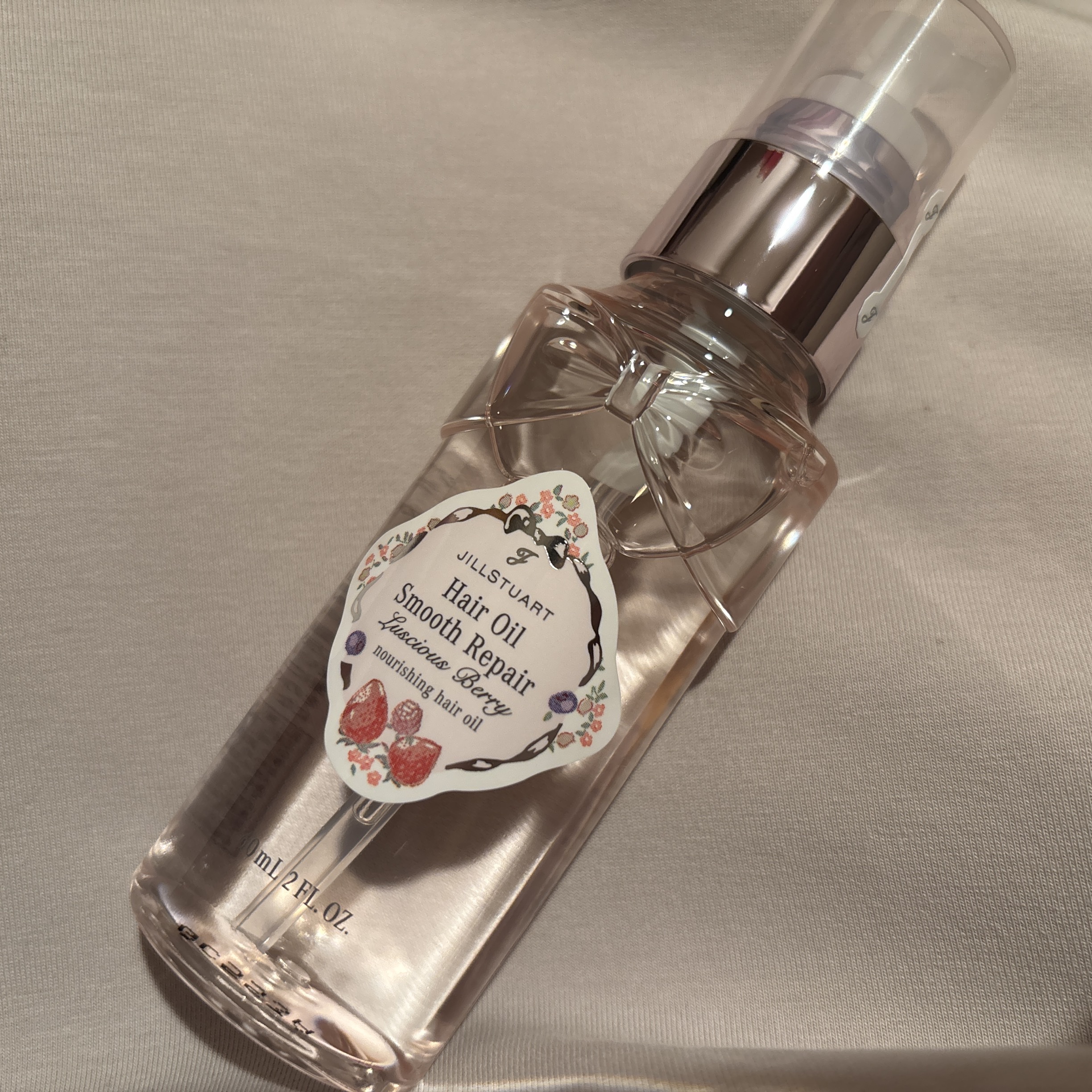ジルスチュアート ラシャスベリー ヘアオイル スムースリペア/JILL STUART/ヘアオイルを使ったクチコミ（1枚目）