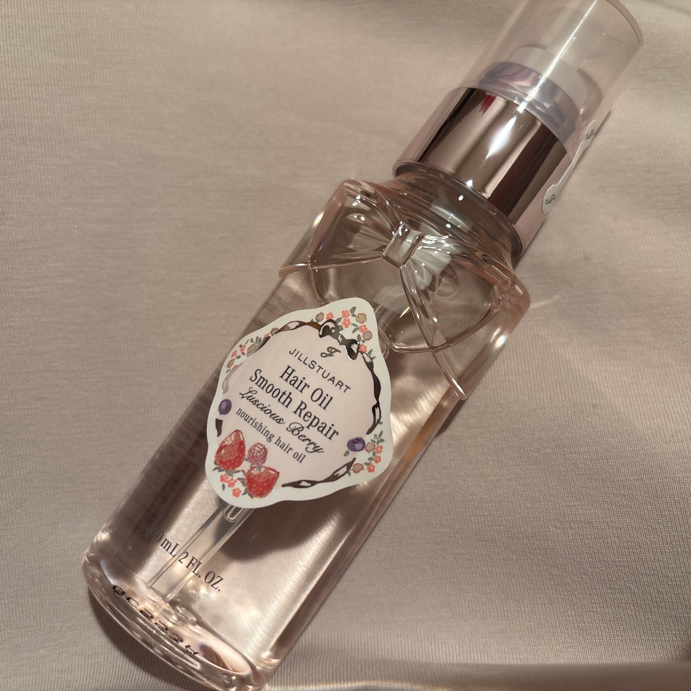 ジルスチュアート ラシャスベリー ヘアオイル スムースリペア/JILL STUART/ヘアオイルを使ったクチコミ(1枚目)
