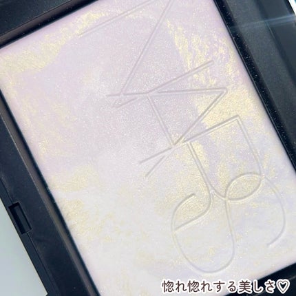 ライトリフレクティング プリズマティックパウダー/NARS/プレストパウダーを使ったクチコミ(5枚目)
