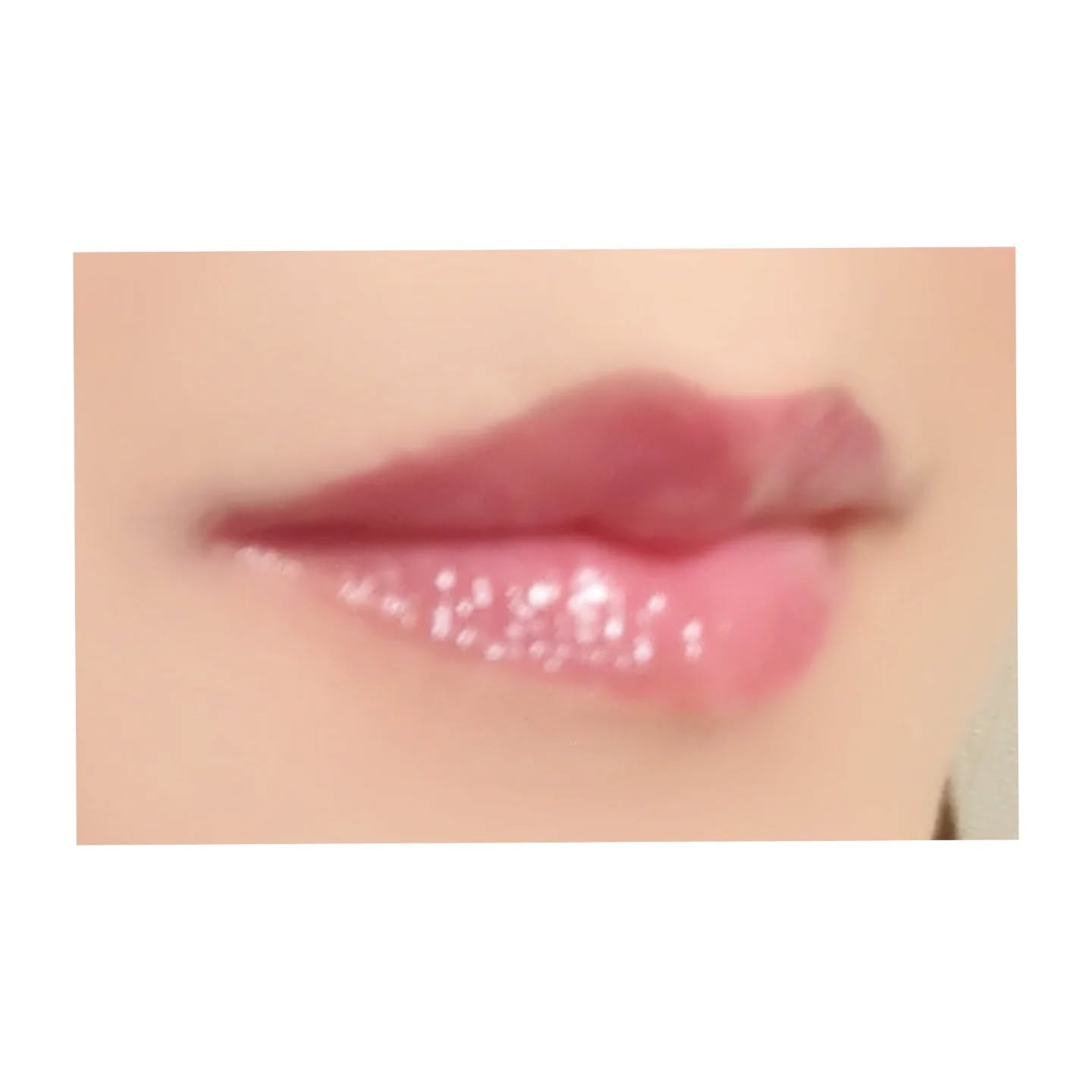 トーン ペタル フロート ブラッシュ/to/one/パウダーチークを使ったクチコミ（3枚目）