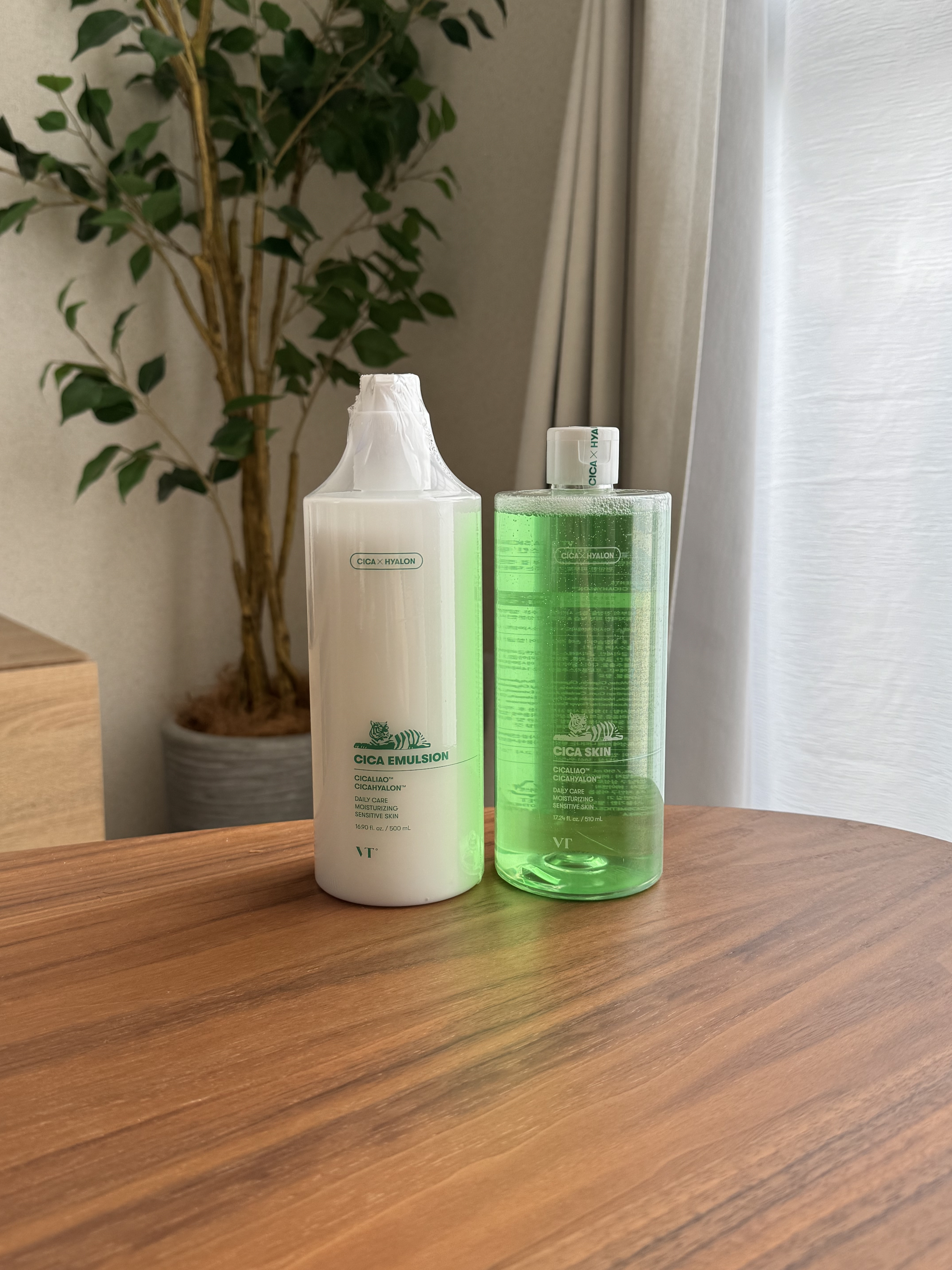 CICA 大容量 スキン＆エマルジョン セット/VT/化粧水を使ったクチコミ（1枚目）