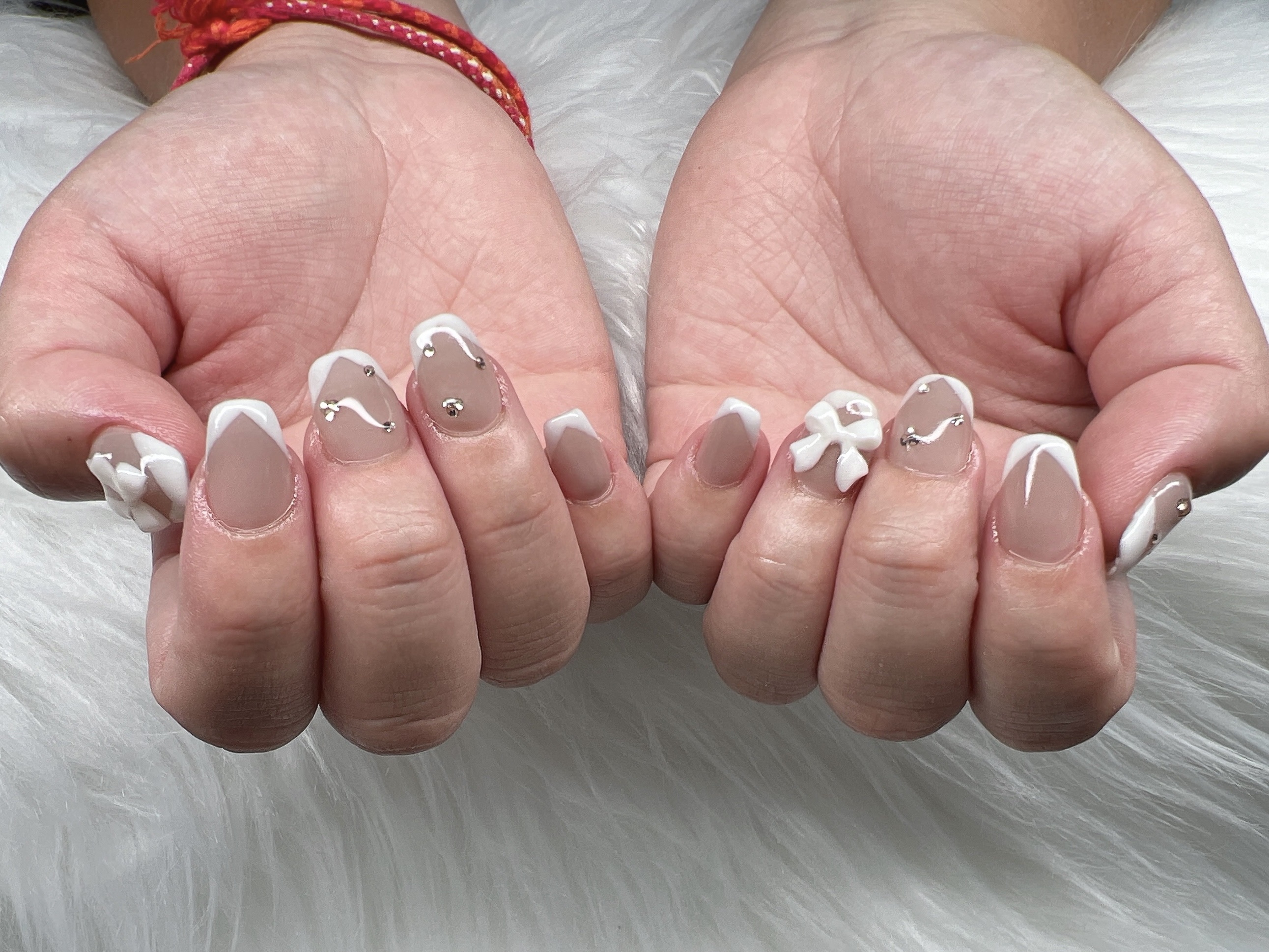 ジェルネイル

#ジェルネイル #シンプルネイル
#オフィスネイル #リボンネイル
#フレンチネイル #変形フレンチ