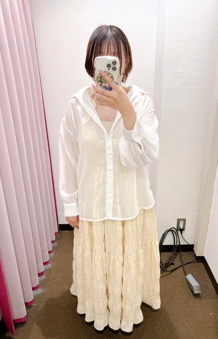 。❀·̩͙ ℝ𝕚𝕣𝕖。❀·̩͙ˢ on LIPS 「先日ライブ行った時のコーデ👗🩰*°ワンピースmipiarl..」(1枚目)