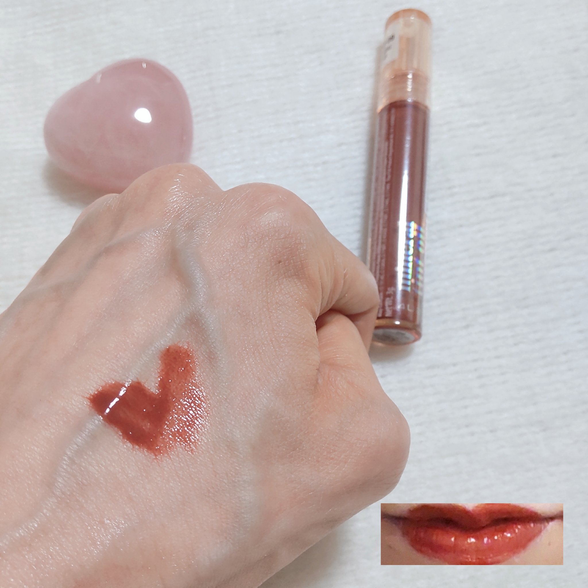 ミネラルティントオイル/4U2/リップティントを使ったクチコミ（3枚目）