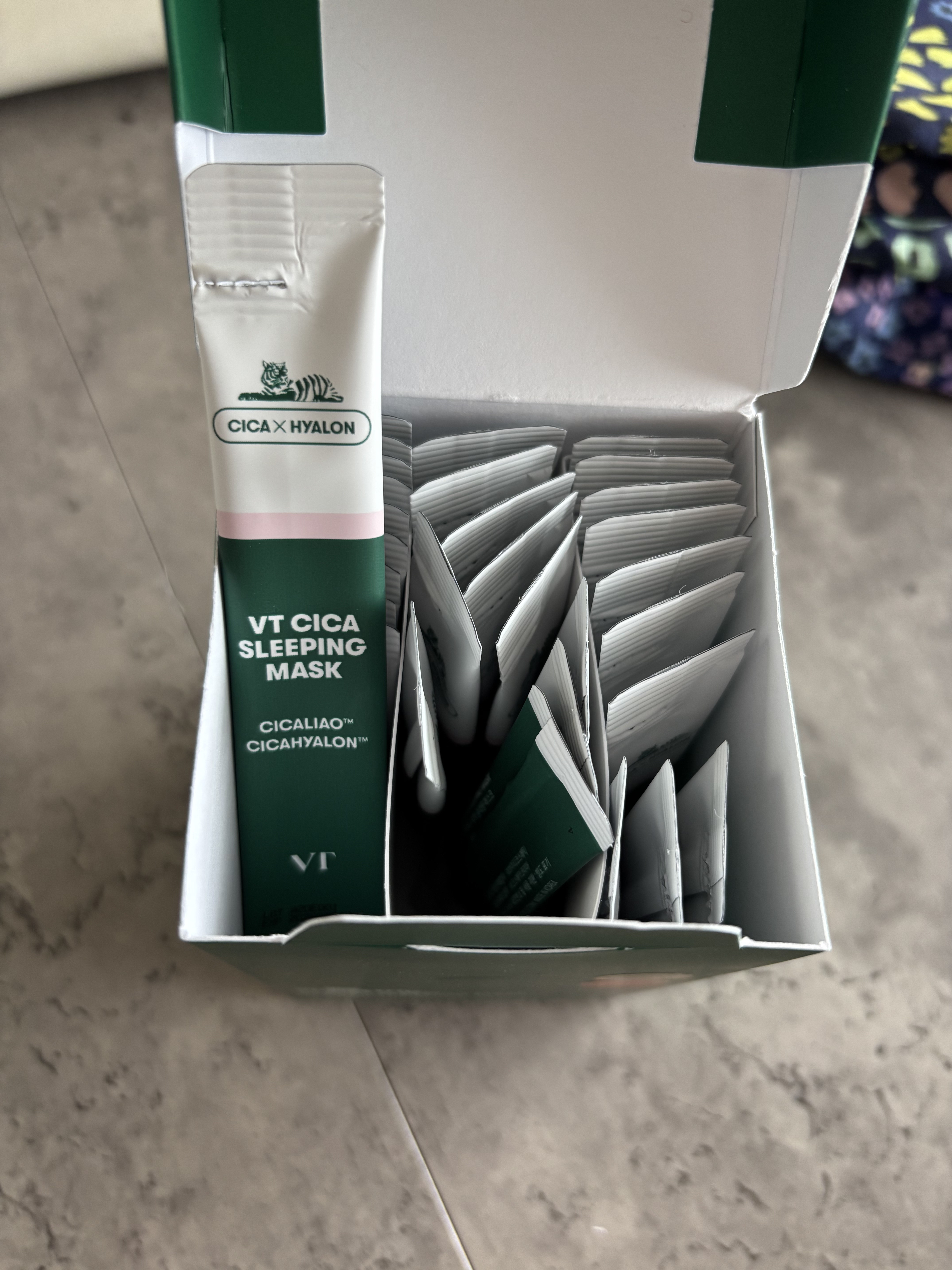 リードルショット シナジー リペアクリーム 300/VT/フェイスクリームを使ったクチコミ（2枚目）