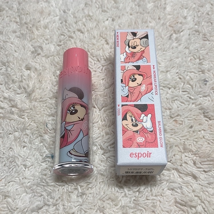 ノーウェアリップスティック バーミンググロー 06 ニューローズ(ディズニーエディション)/espoir/口紅を使ったクチコミ（1枚目）