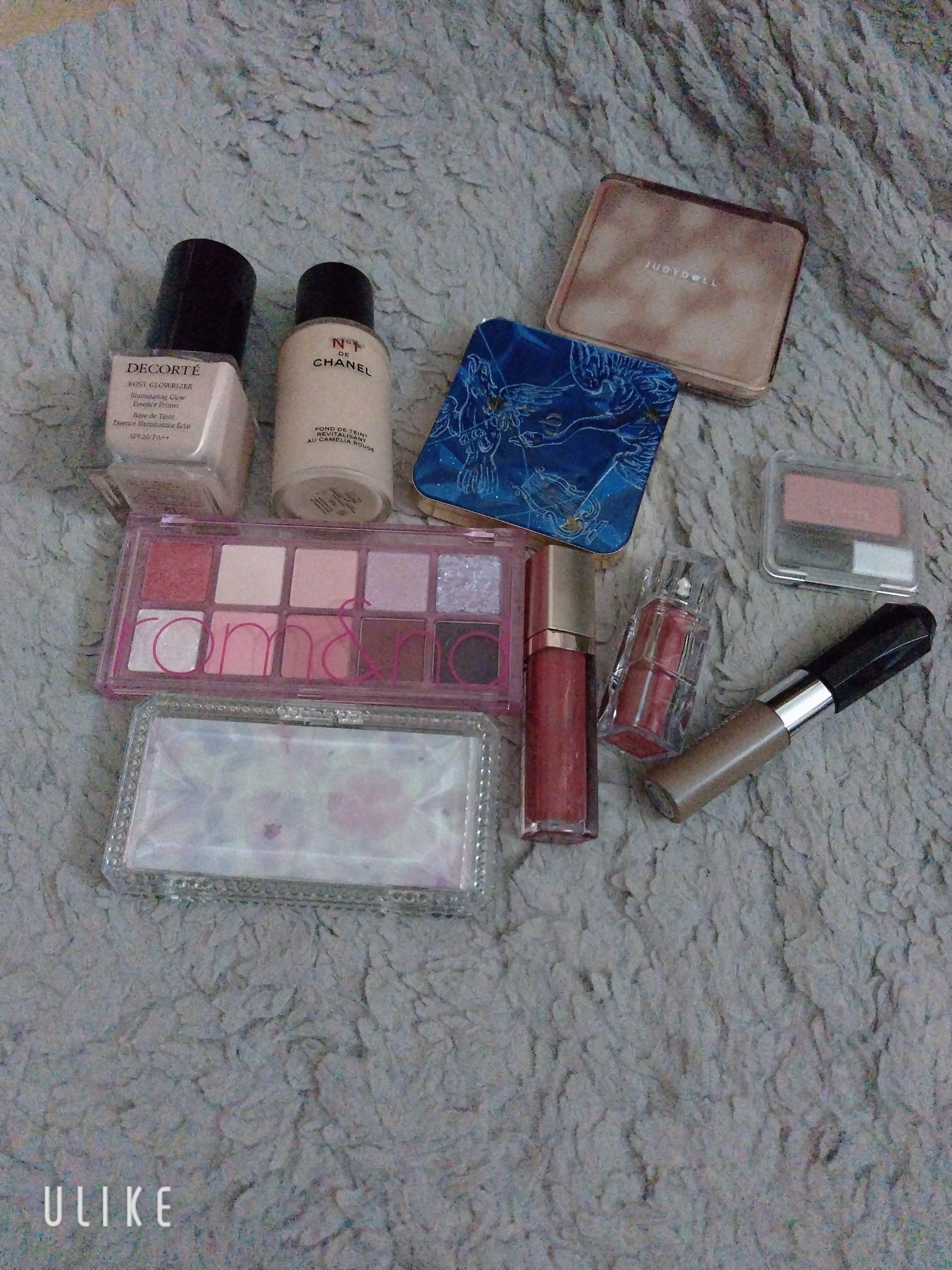 エターナルクチュール アイズ シマー ペタルグロウ 12 crystal hydrangea/JILL STUART/アイシャドウパレットを使ったクチコミ（1枚目）