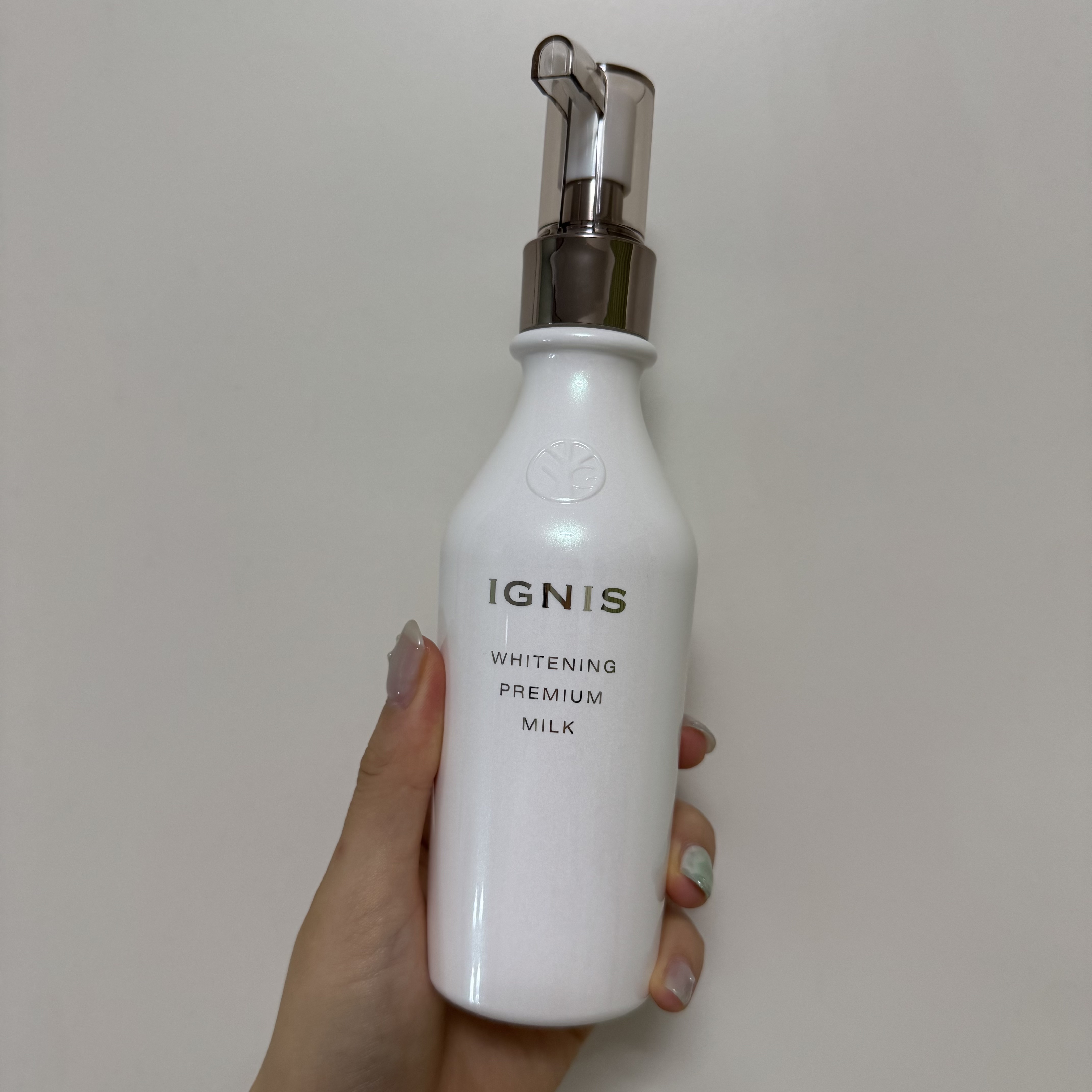 イグニス　ホワイトニングプレミアムミルク<薬用美白乳液> ホワイトニング エフフォーリア ミルク | IGNIS （イグニス