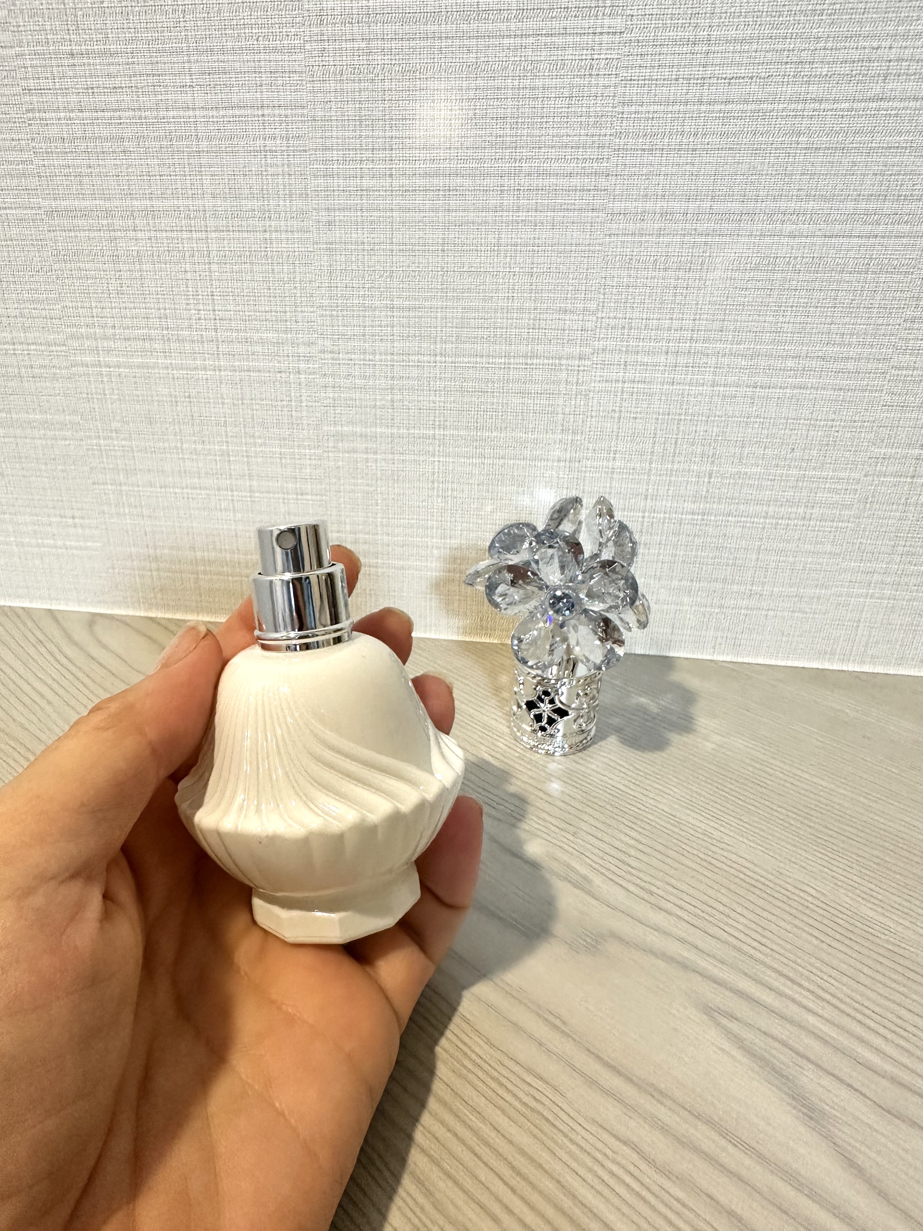 サムシングピュアブルー セント　マイリップス/JILL STUART/口紅を使ったクチコミ（3枚目）