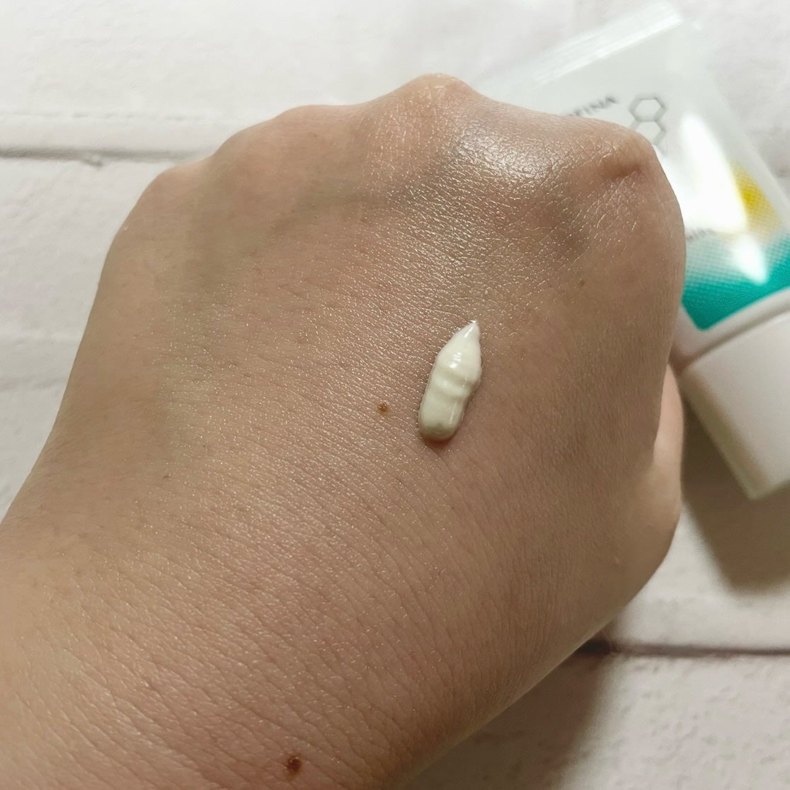 ソフィーナ iP スキンケアUV 03 シミができやすい肌環境 SPF50+PA++++/SOFINA iP/日焼け止めクリームを使ったクチコミ(2枚目)