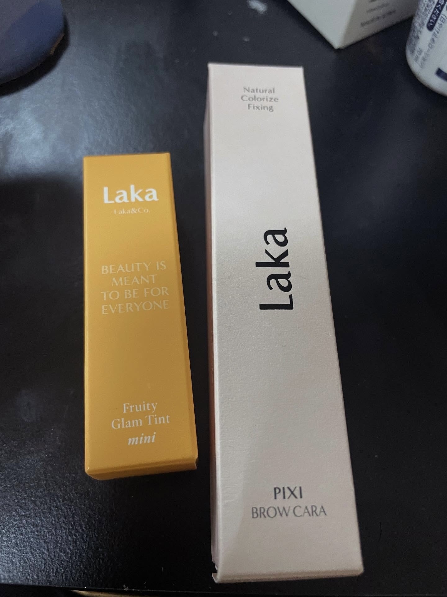 ラカ ピクシーブロウカラ/Laka/眉マスカラを使ったクチコミ（1枚目）