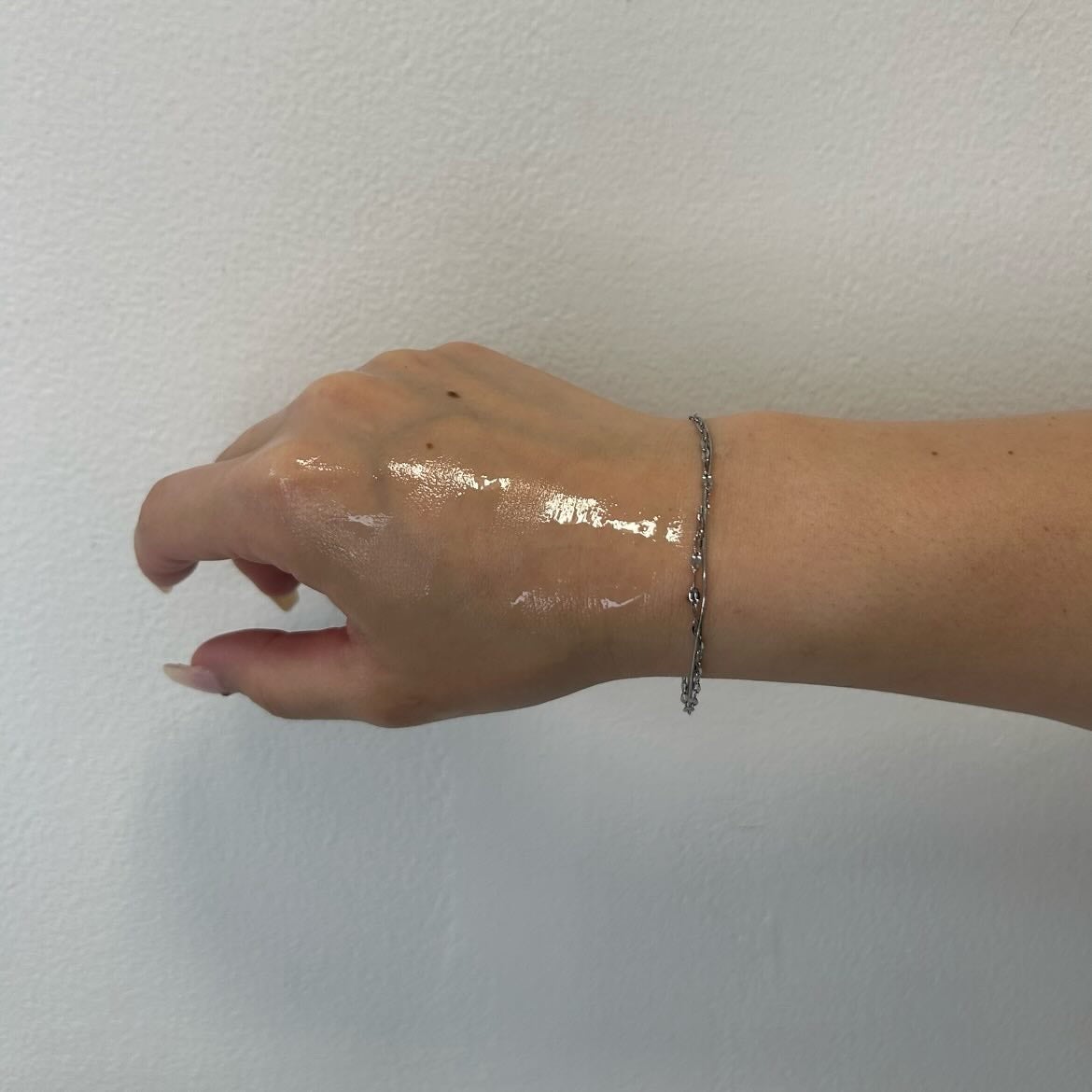 ヴィーガンAHA PHA アンプル/ureun/美容液を使ったクチコミ(5枚目)