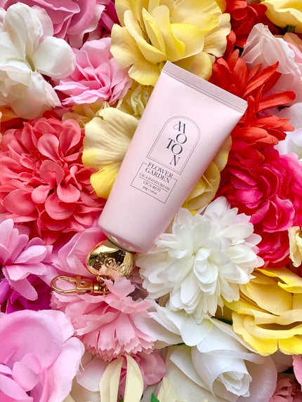 シルクハンドクリーム FLOWER GARDEN /MOTON/ハンドクリームを使ったクチコミ(1枚目)