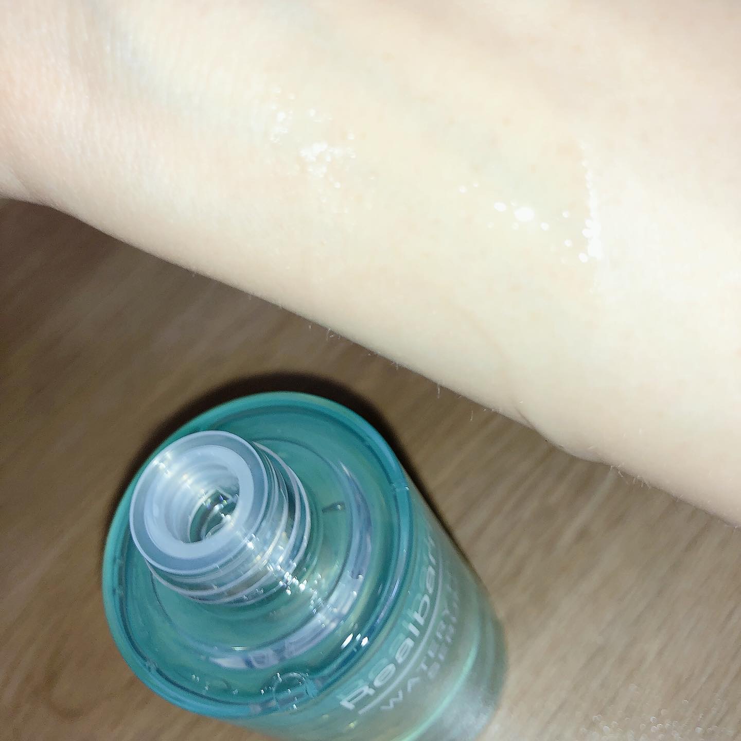 ウォータリー ヒアル セラム/Real Barrier/美容液を使ったクチコミ（3枚目）