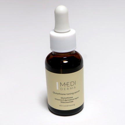 hammy11762 on LIPS 「メディダーマ グルタチオントーニングセラムツヤキメ注入の白玉肌..」(1枚目)