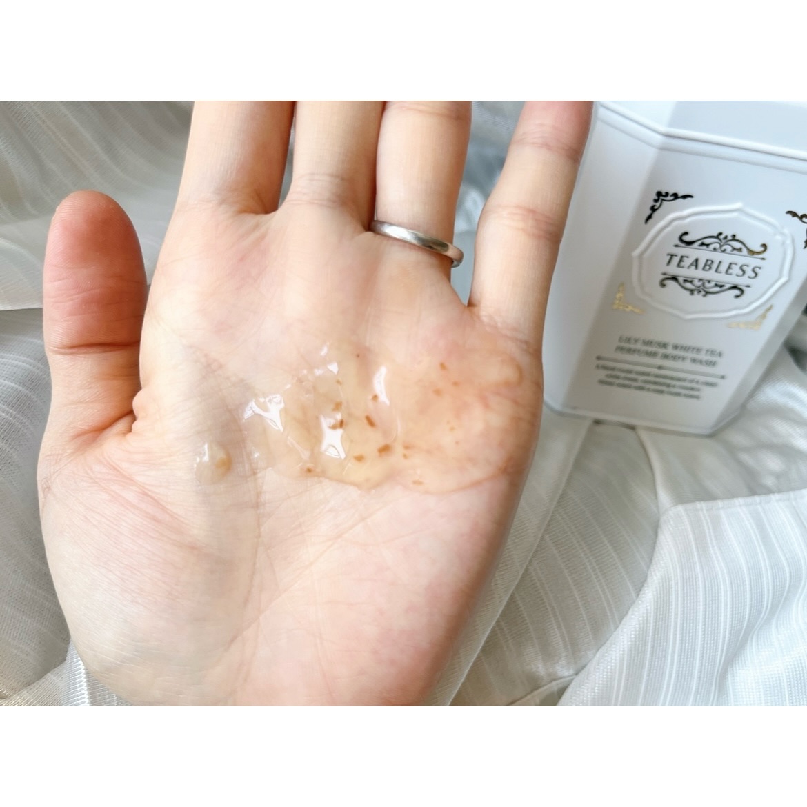 パフュームボディウォッシュ リリームスクホワイトティー/TEABLESS/ボディソープを使ったクチコミ（2枚目）