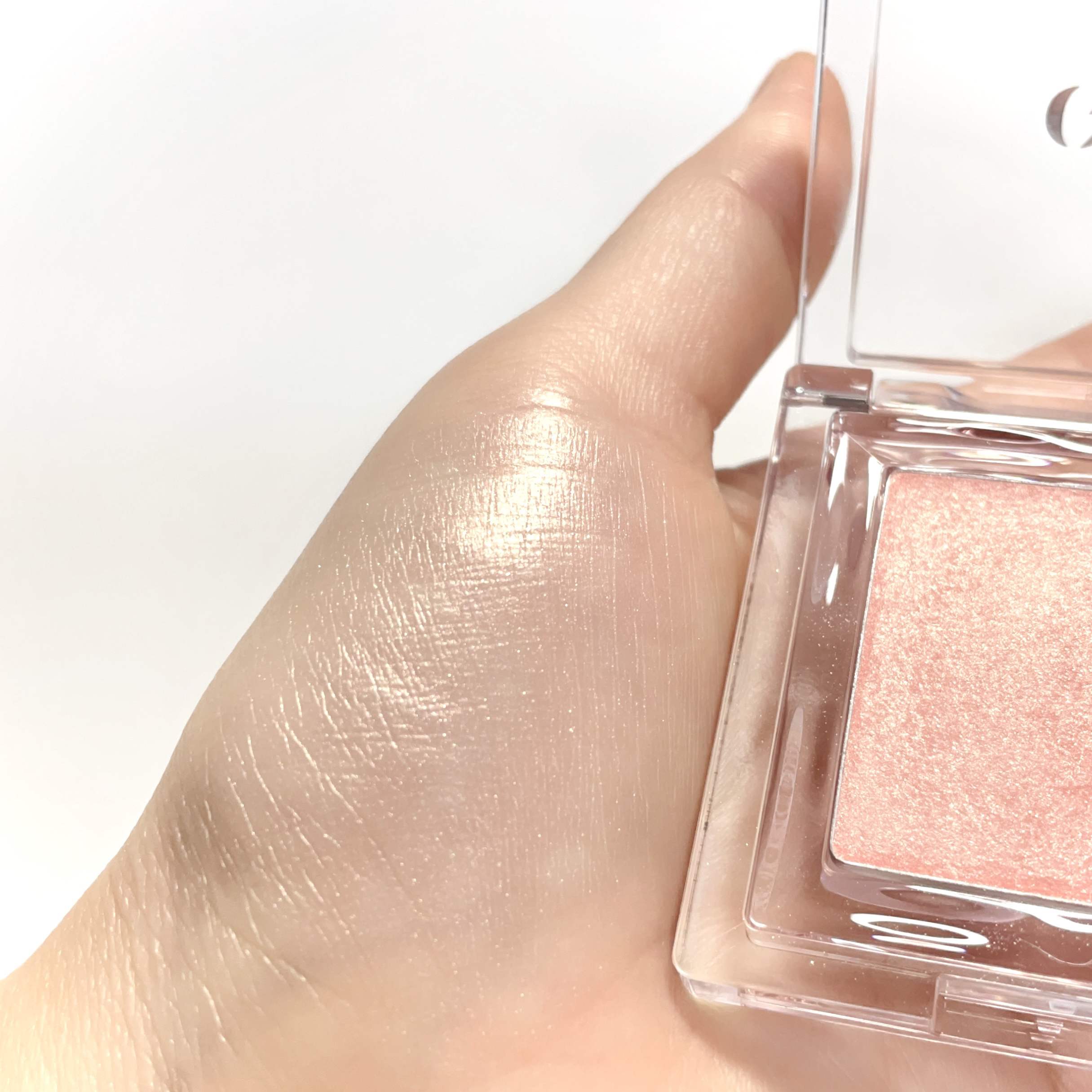 ビディボブ ハイライター/Glint/パウダーハイライトを使ったクチコミ（1枚目）