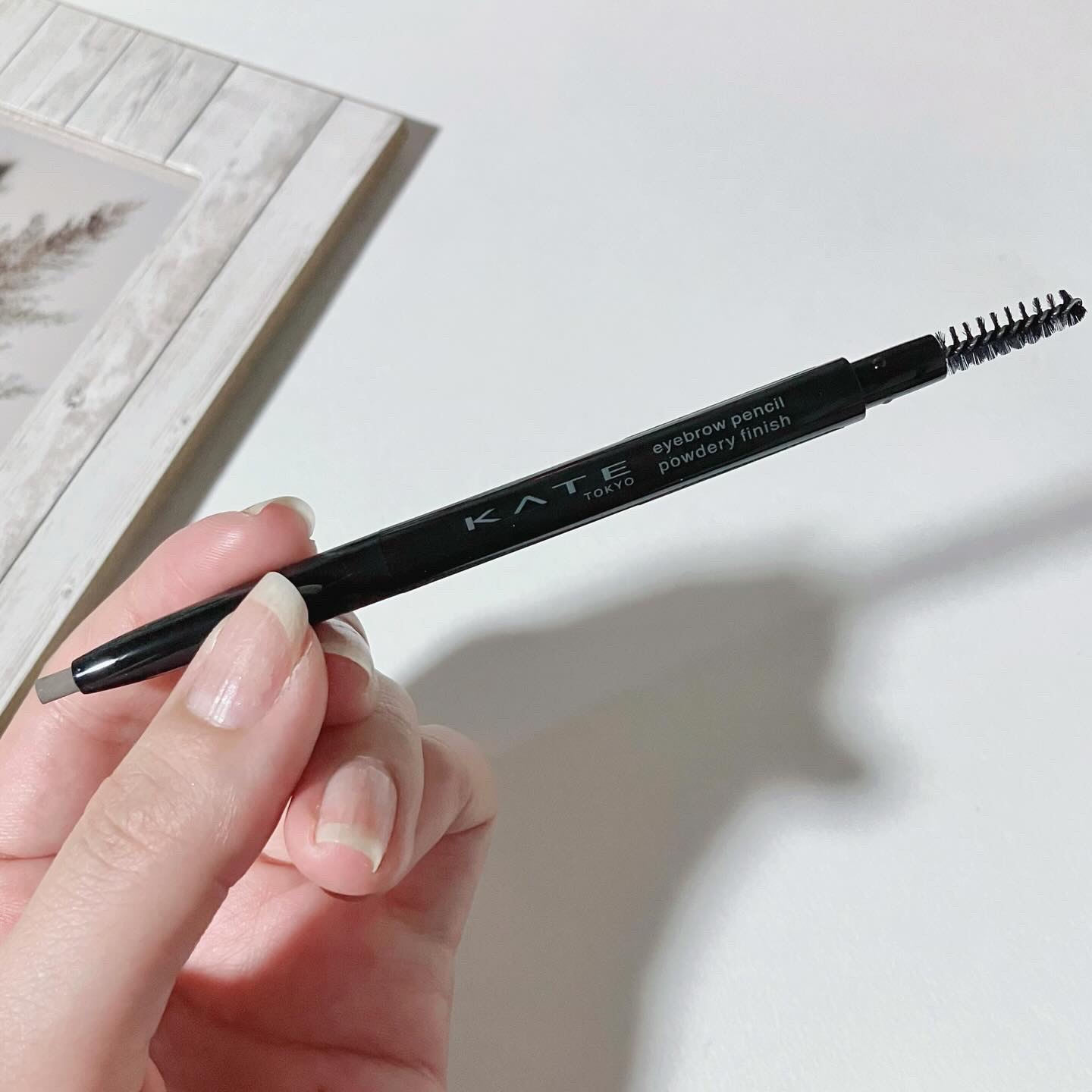 ケイト アイブロウペンシル(パウダリーフィニッシュ) 02 オリーブブラウン/KATE/アイブロウペンシルを使ったクチコミ（2枚目）