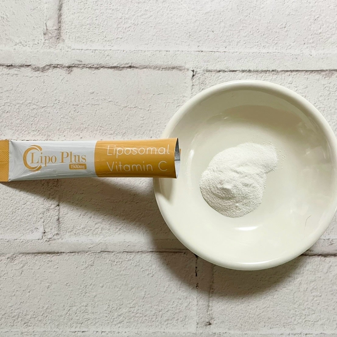 ããã¿ðãã©ãã100 on LIPS ãLIPOPLUSãªããœãŒã ãã¿ãã³C1500mgå
åŽãããã¬..ãïŒ2æç®ïŒ