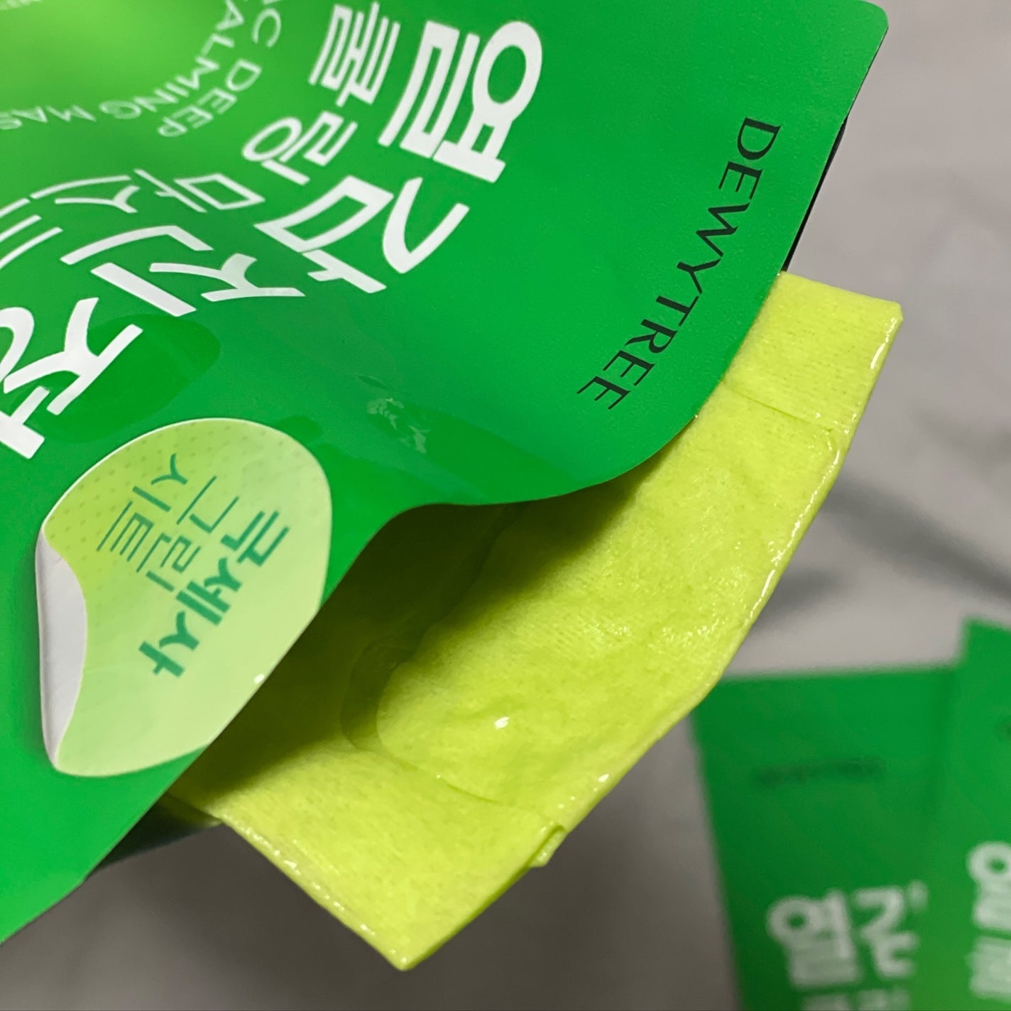 ACディープブレミッシュカーミングマスク/DEWYTREE/シートマスク・パックを使ったクチコミ(3枚目)