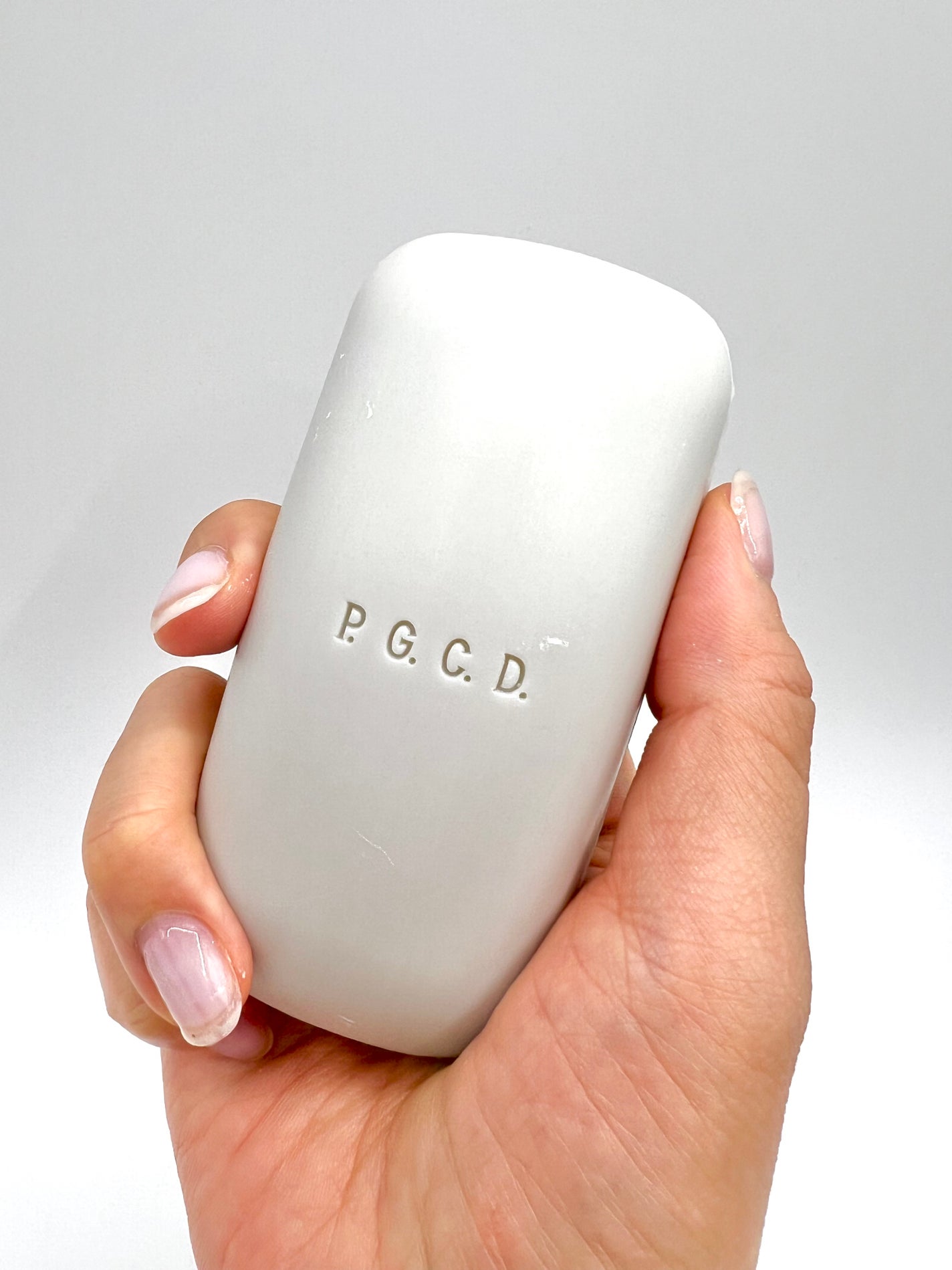 サボンクレール/P.G.C.D.(ペー・ジェー・セー・デー)/洗顔石鹸を使ったクチコミ(2枚目)