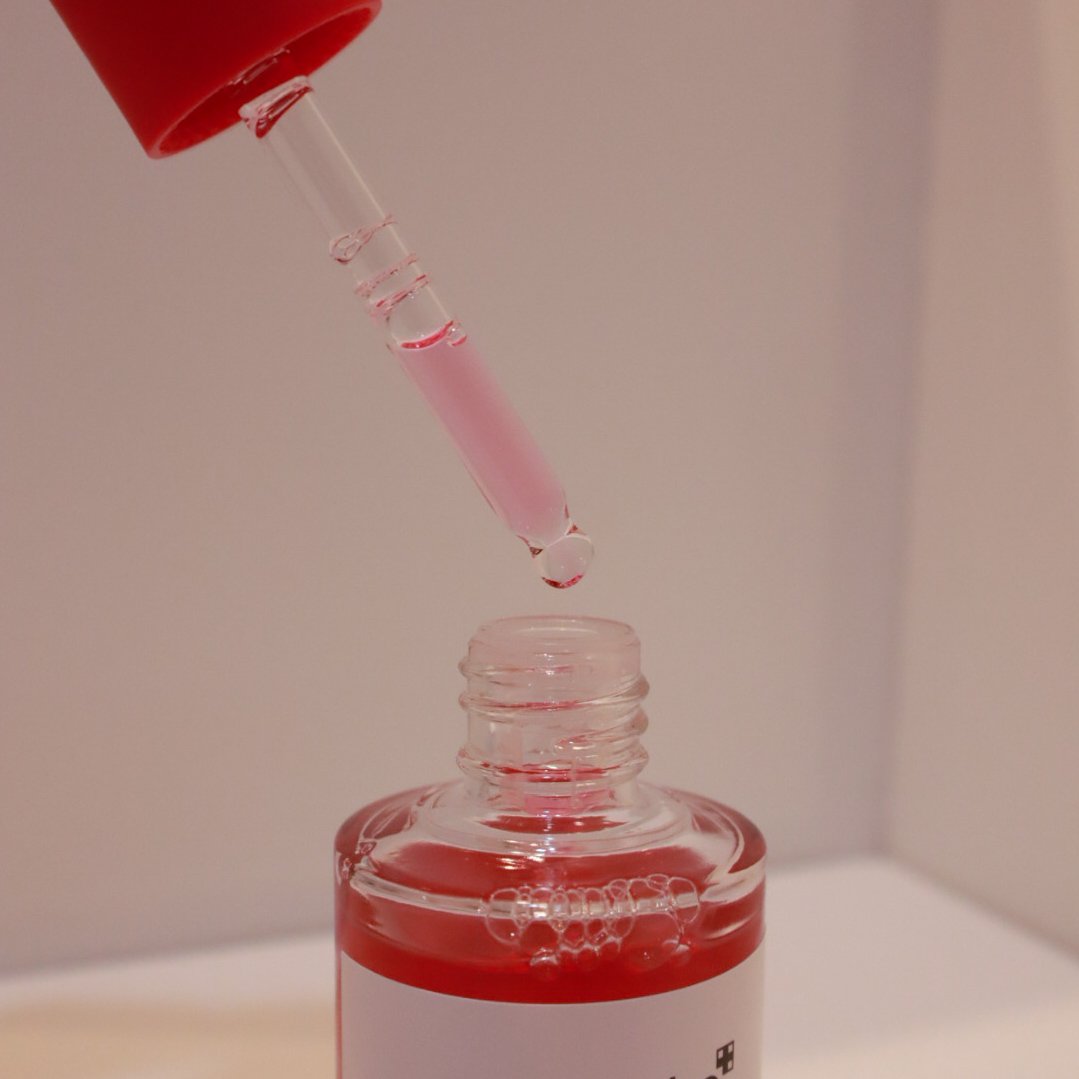 TXAナイアシンアミド15セラム/MEDICUBE/美容液を使ったクチコミ（3枚目）