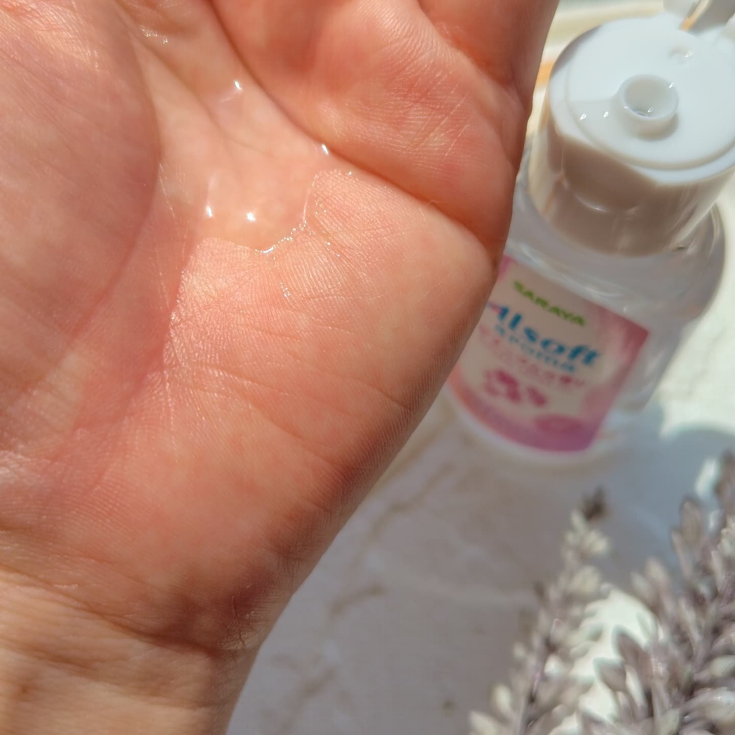 アルソフトアロマ 手指消毒ローション ゼラニウムの香り［指定医薬部外品］/サラヤ/その他を使ったクチコミ（2枚目）