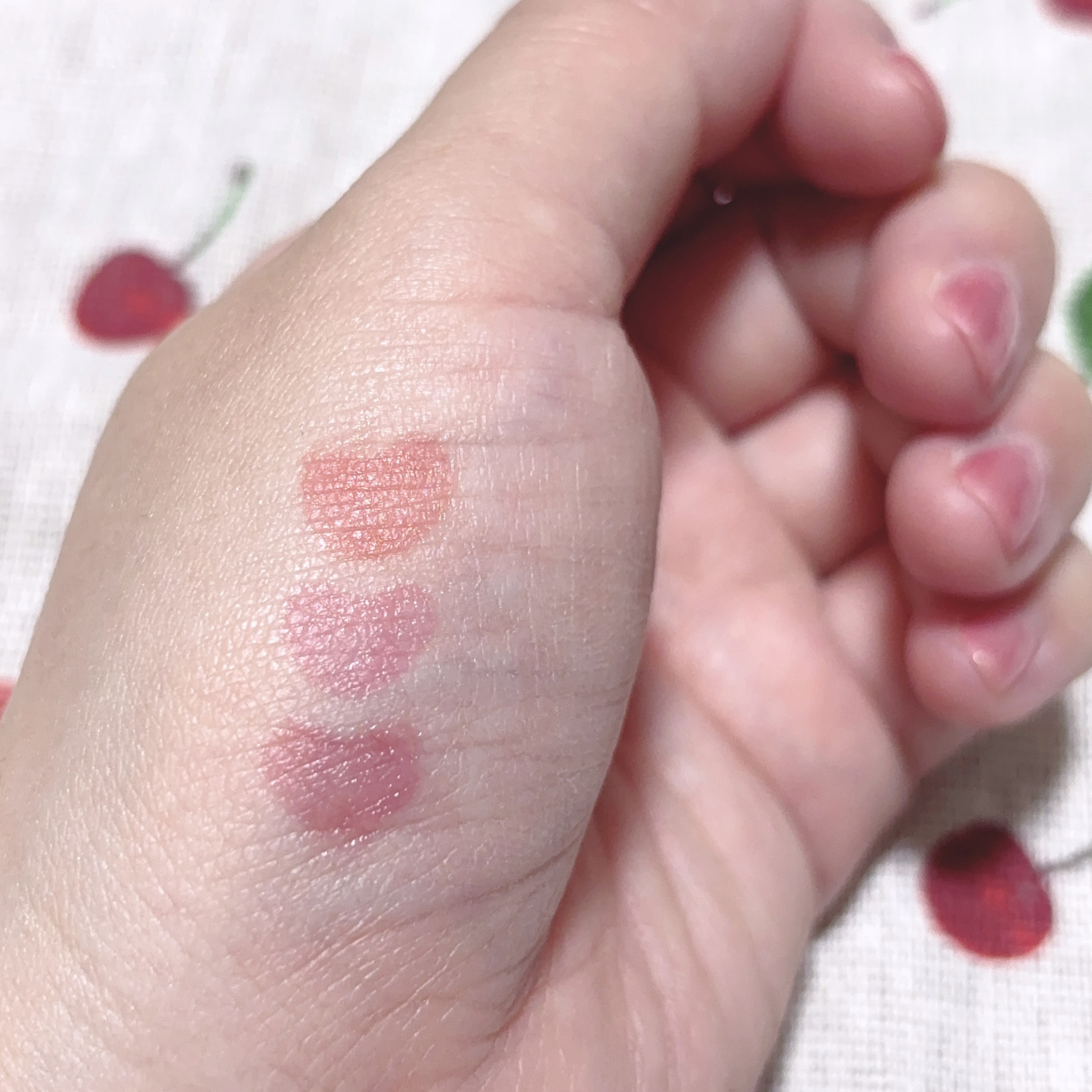 グリスニングウォータリングティント/FlowerKnows/リップティントを使ったクチコミ（3枚目）