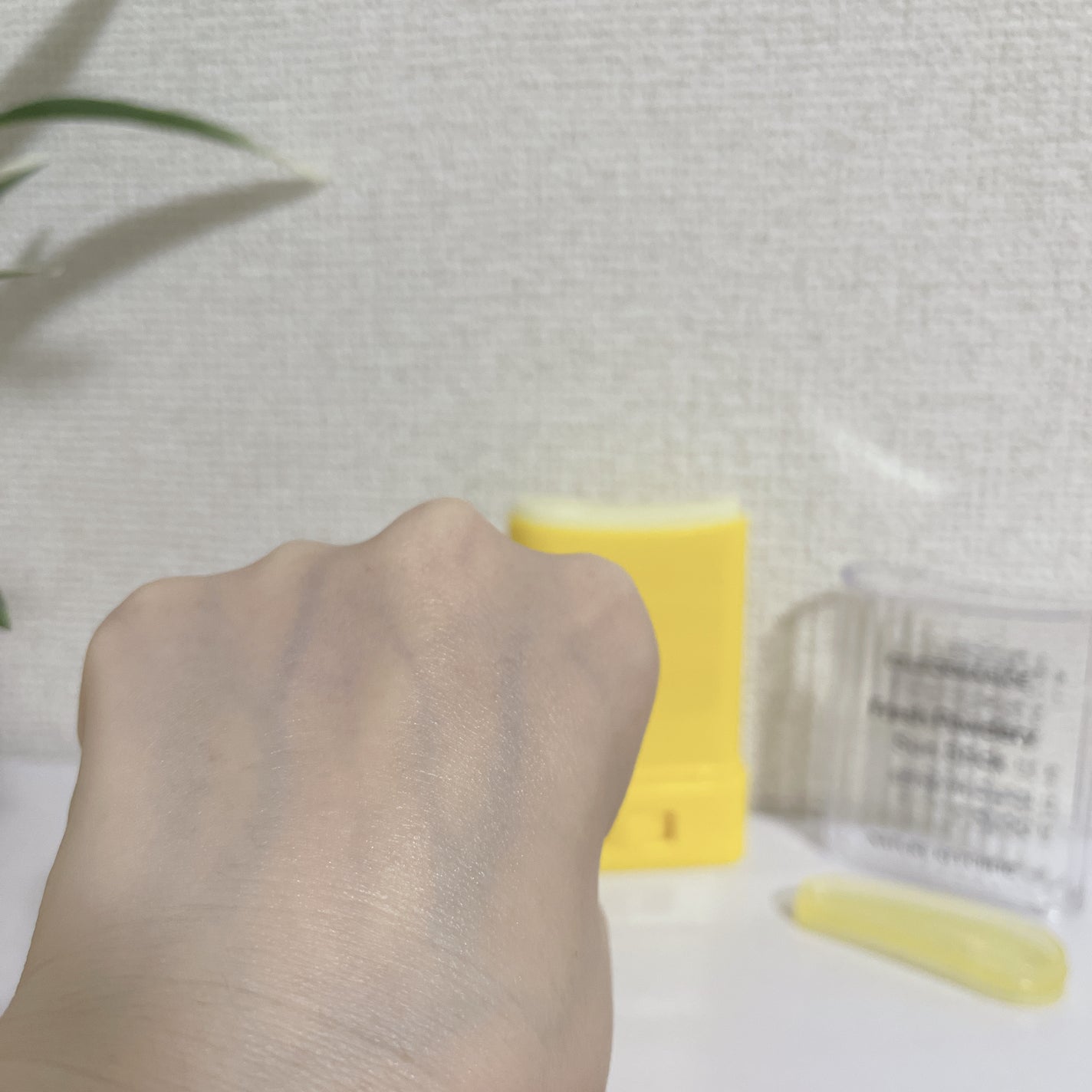 パウダリーUVアロエスティック/ネイチャーリパブリック/日焼け止めスティックを使ったクチコミ(4枚目)