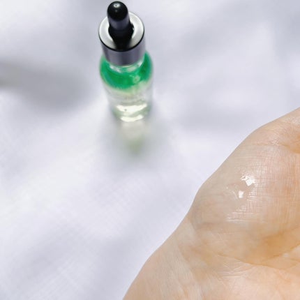 薬用 メディカル アンチヘアロスセラム/L'OCCITANE/頭皮ローションを使ったクチコミ(4枚目)