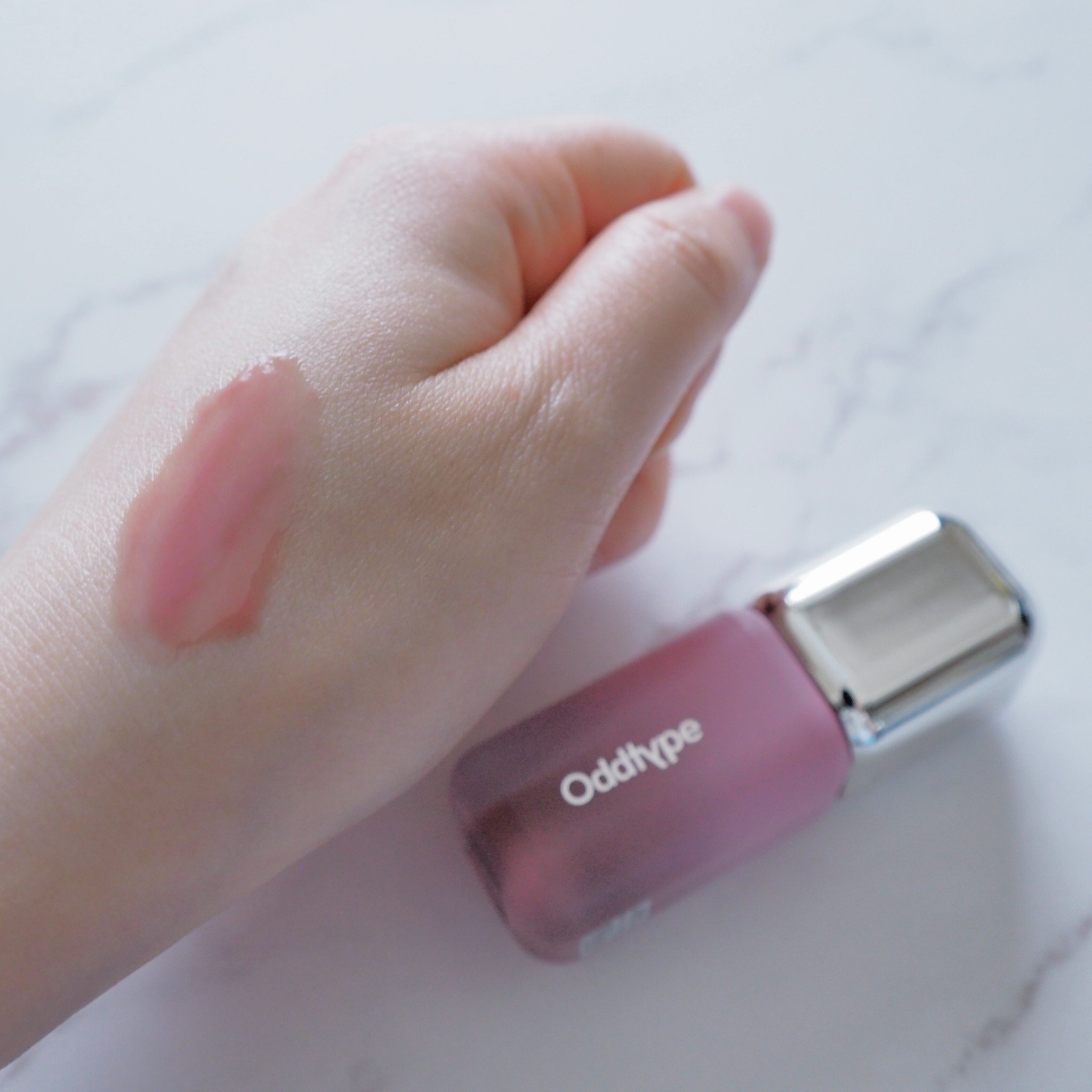 アンシーン バルーンティント/Oddtype/リップティントを使ったクチコミ（3枚目）