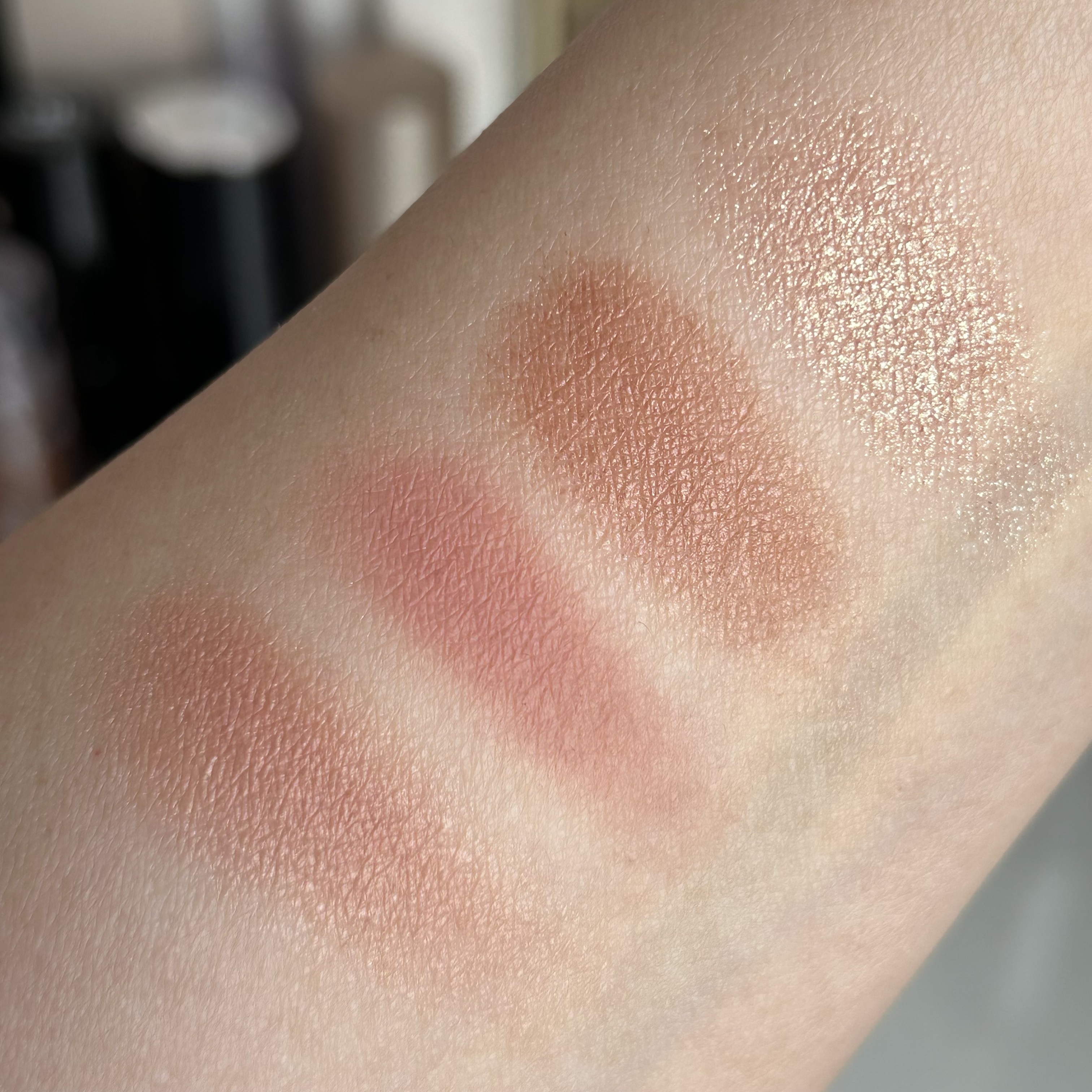 ダイメンションズ マルチエフェクト アイシャドウ 08 パンジー