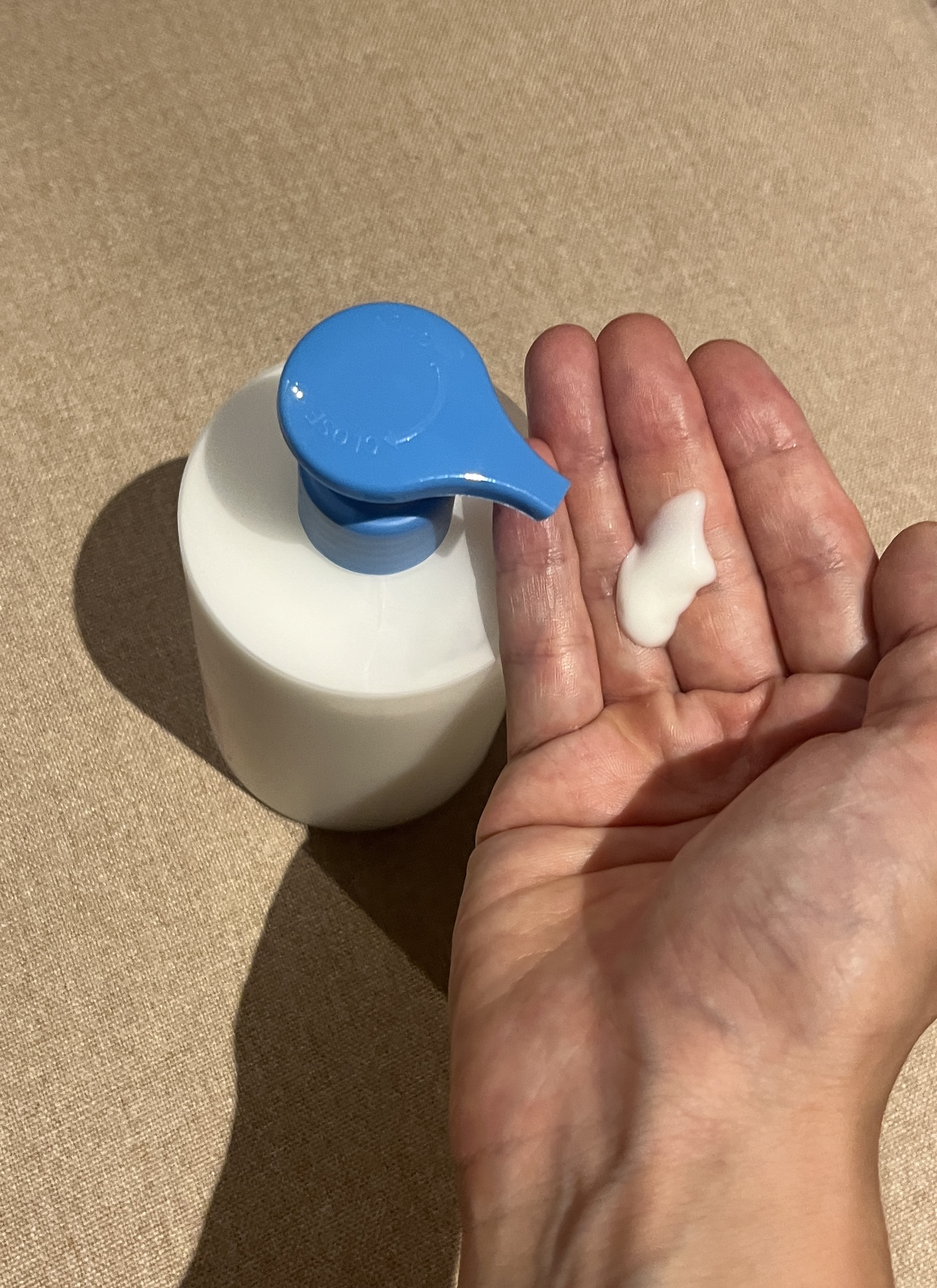 アプリコットジェムズスムースハンドローション/munus/ハンドジェルを使ったクチコミ（2枚目）