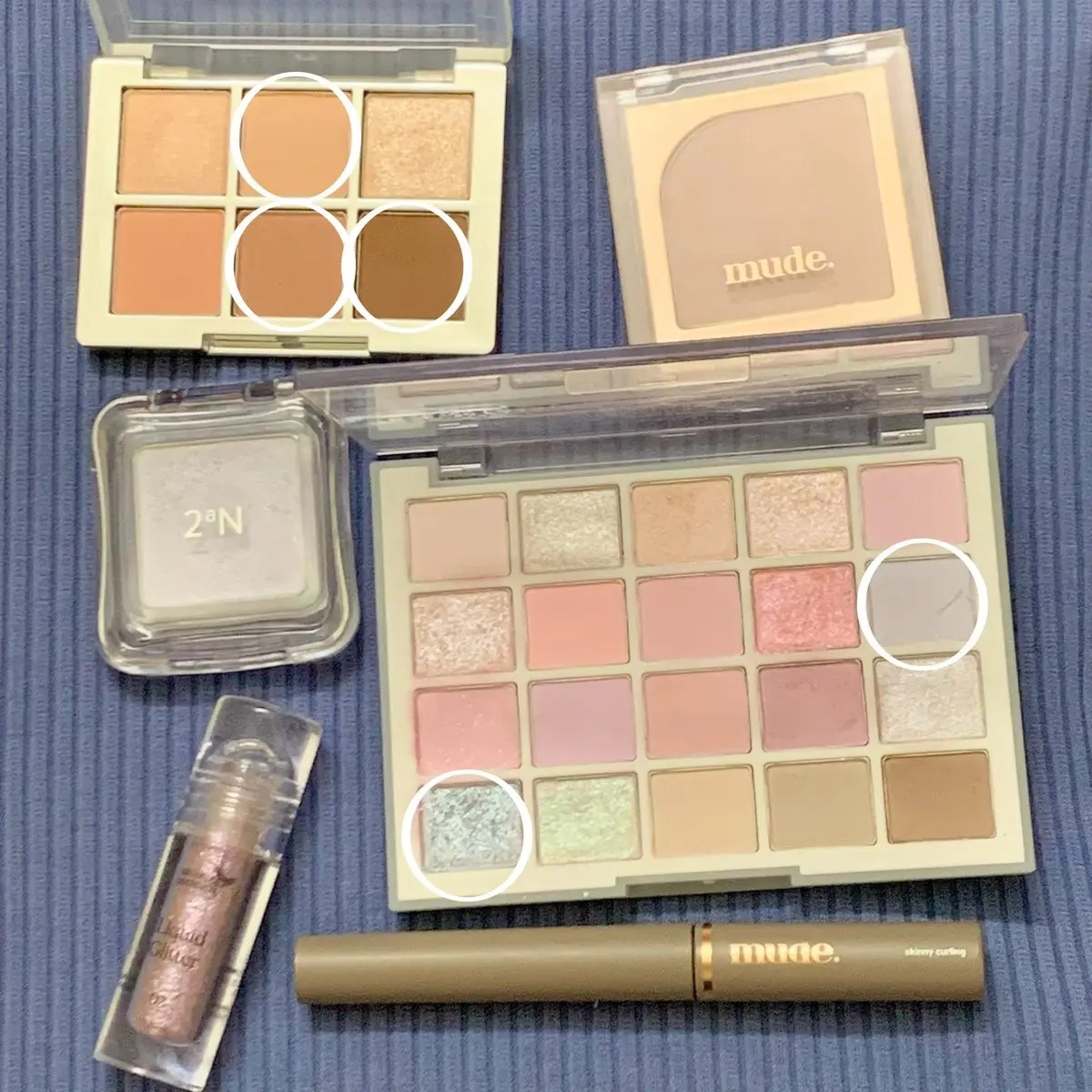 インスパイアスキニーカーリングマスカラ 04 アッシュブラウン/mude./マスカラを使ったクチコミ（3枚目）