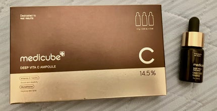 ディープビタCアンプル2.0/MEDICUBE/美容液を使ったクチコミ(4枚目)