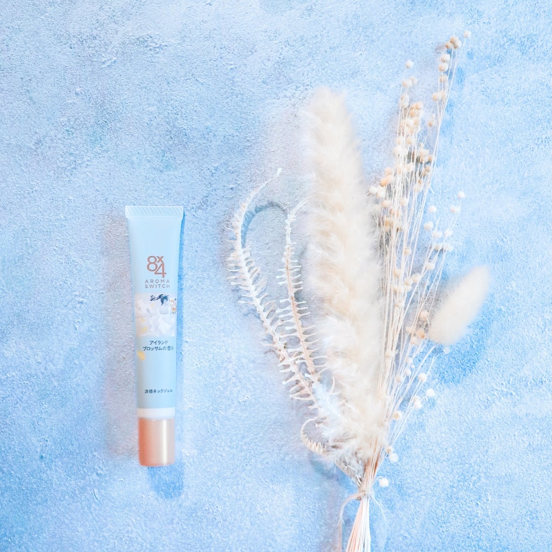 8x4 アロマスイッチ 涼感ネックジェル アイランドブロッサムの香り/８ｘ４/デオドラント・制汗剤を使ったクチコミ（2枚目）