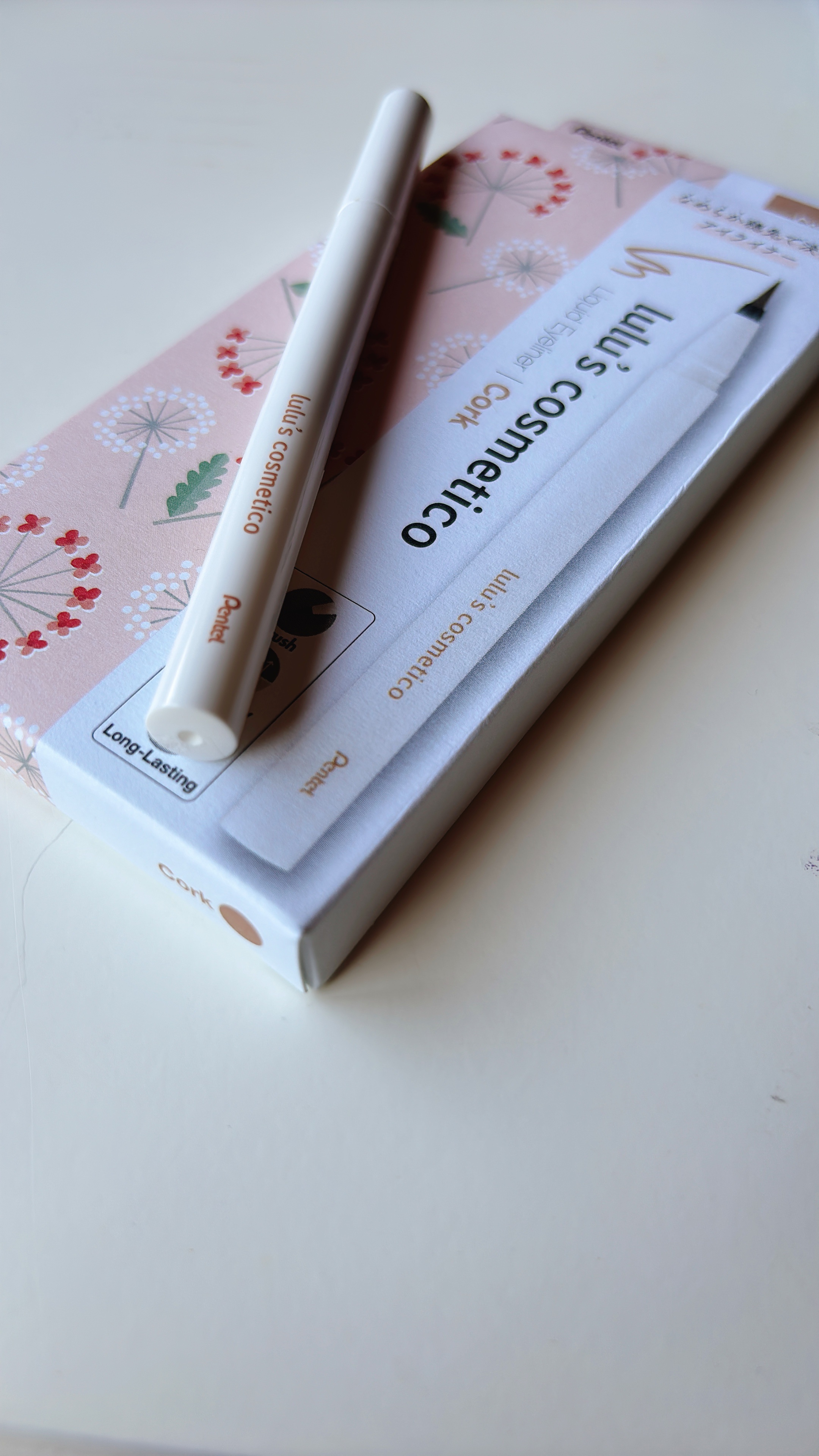 リキッドアイライナー/ルルズコスメティコ/リキッドアイライナーを使ったクチコミ（3枚目）