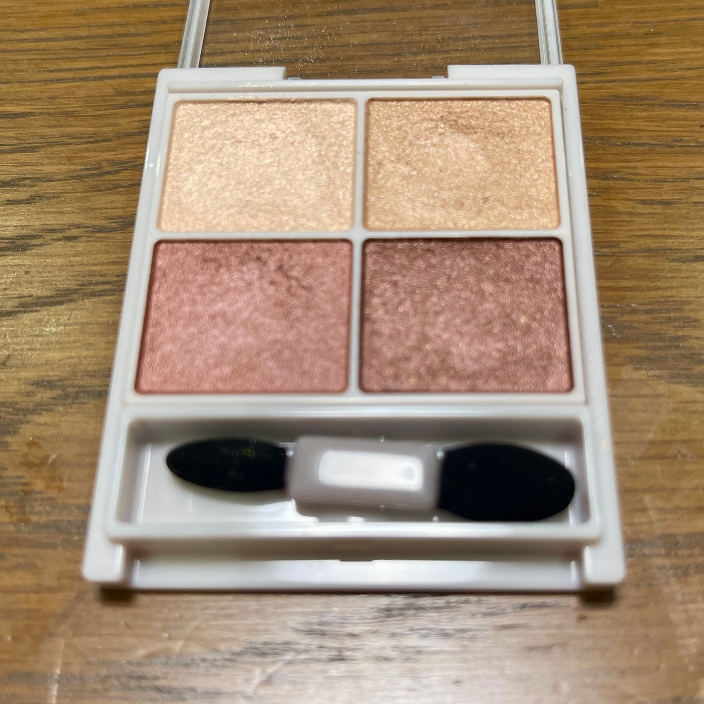 シルキースフレアイズ/キャンメイク/アイシャドウパレットを使ったクチコミ(2枚目)