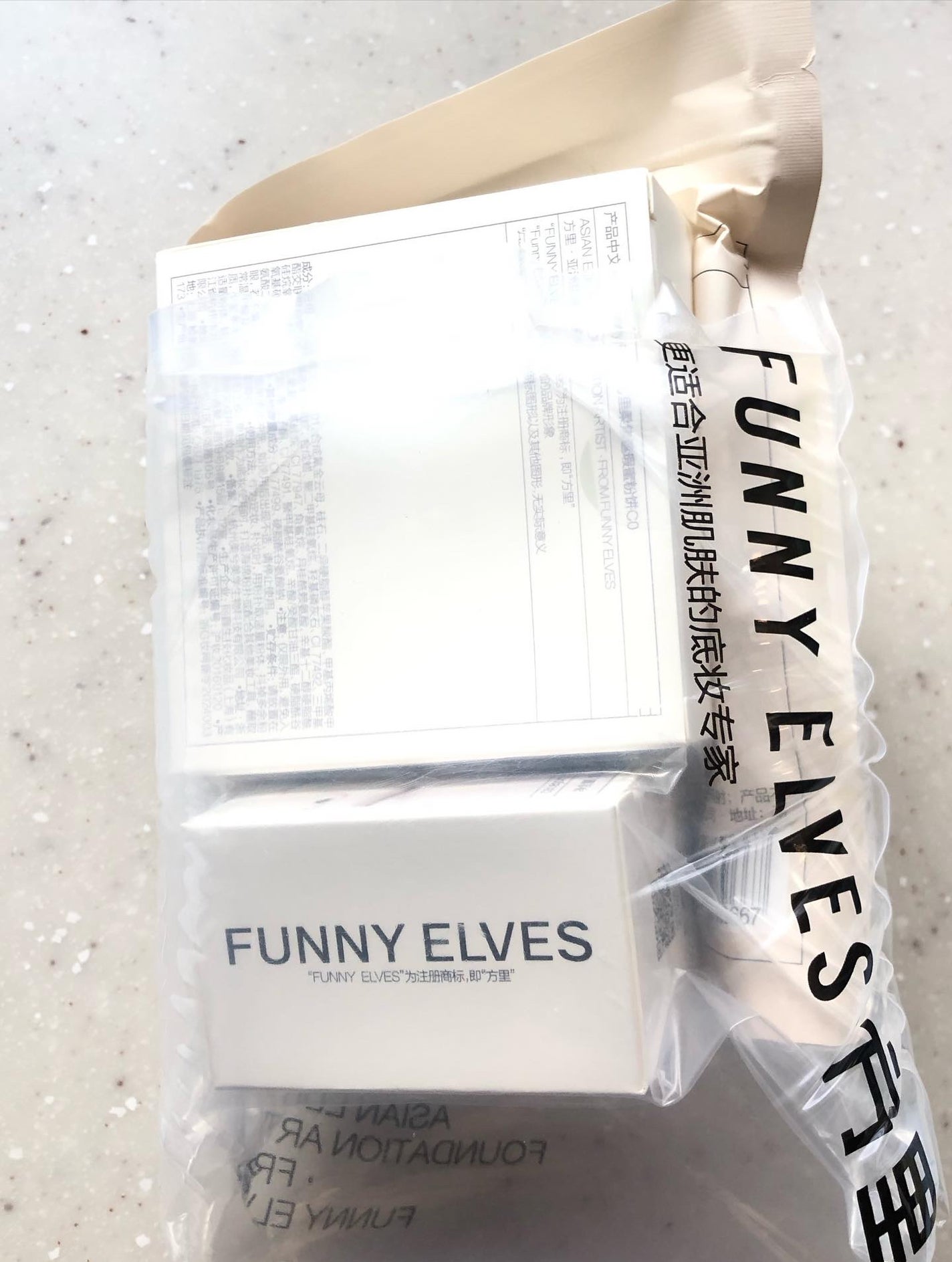 ソフトマットプレストパウダー/FUNNY ELVES方里/プレストパウダーを使ったクチコミ(6枚目)